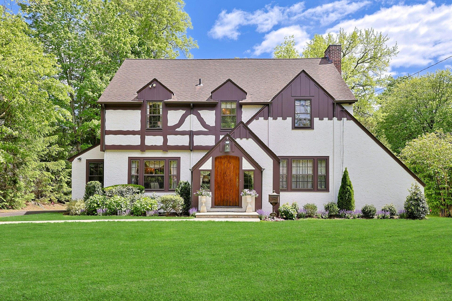 Property photo # 1