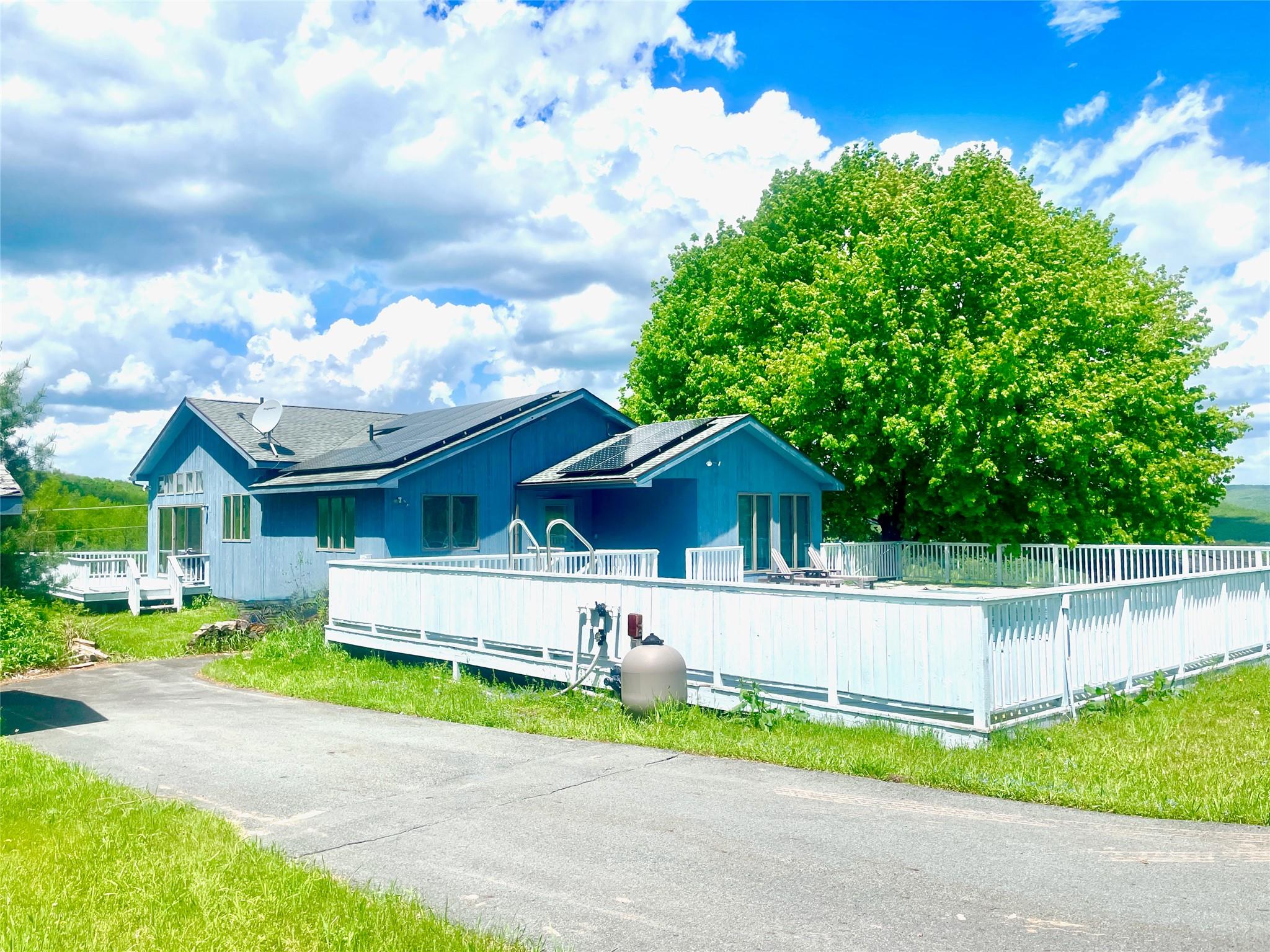 Property photo # 1