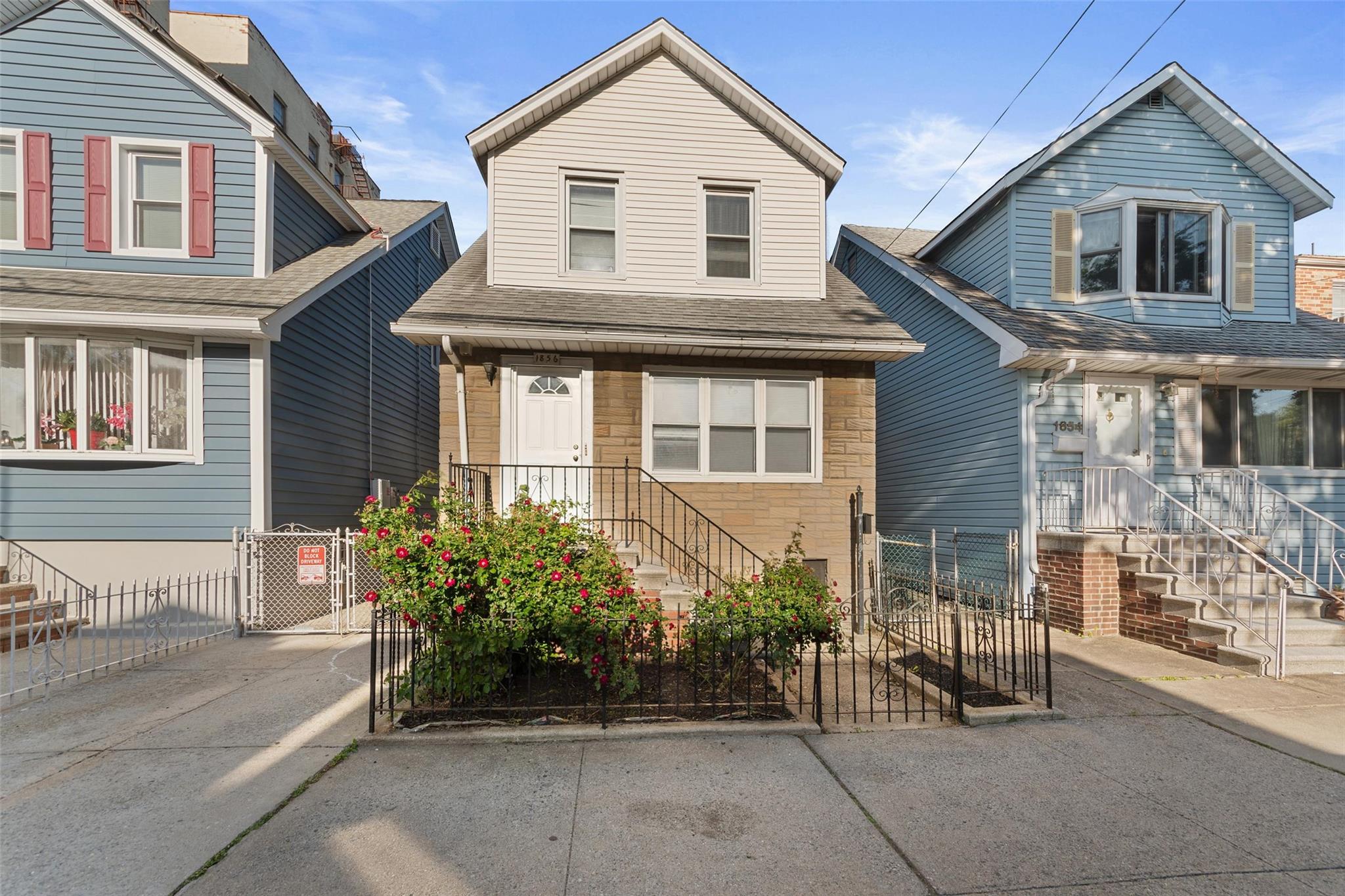 Property photo # 1