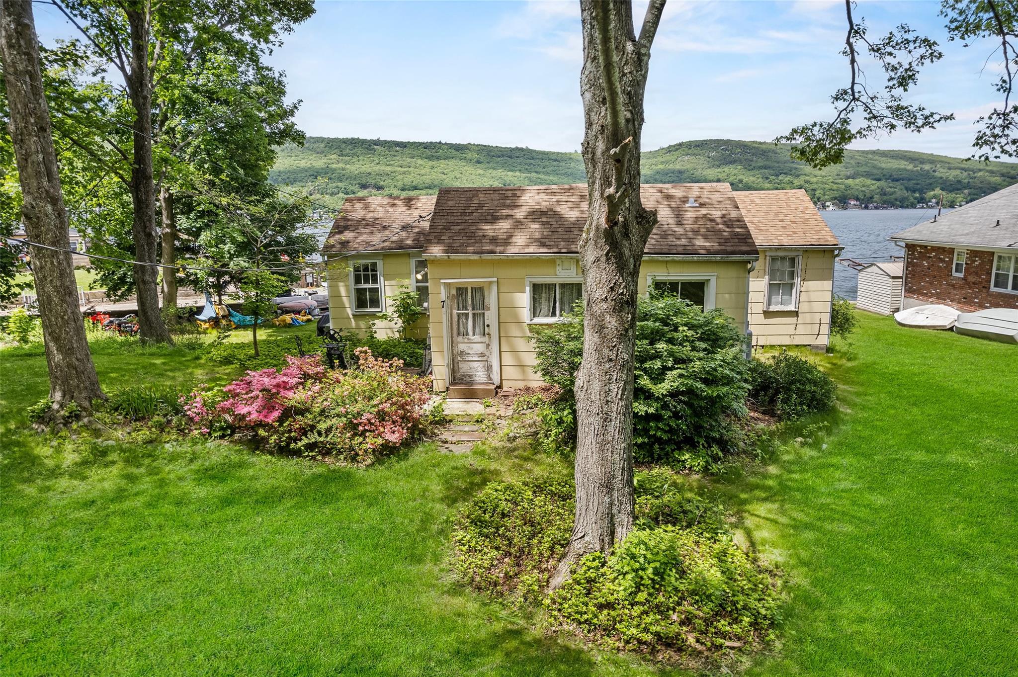 Property photo # 1