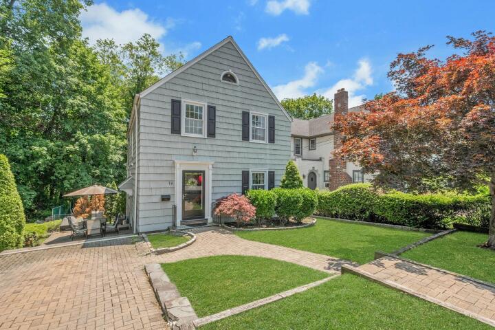 Property photo # 1