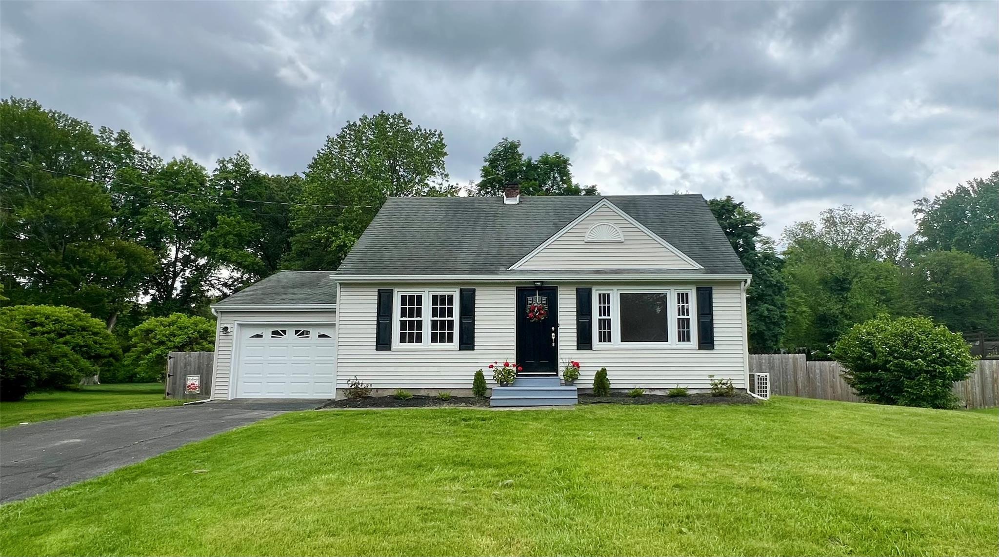 Property photo # 1