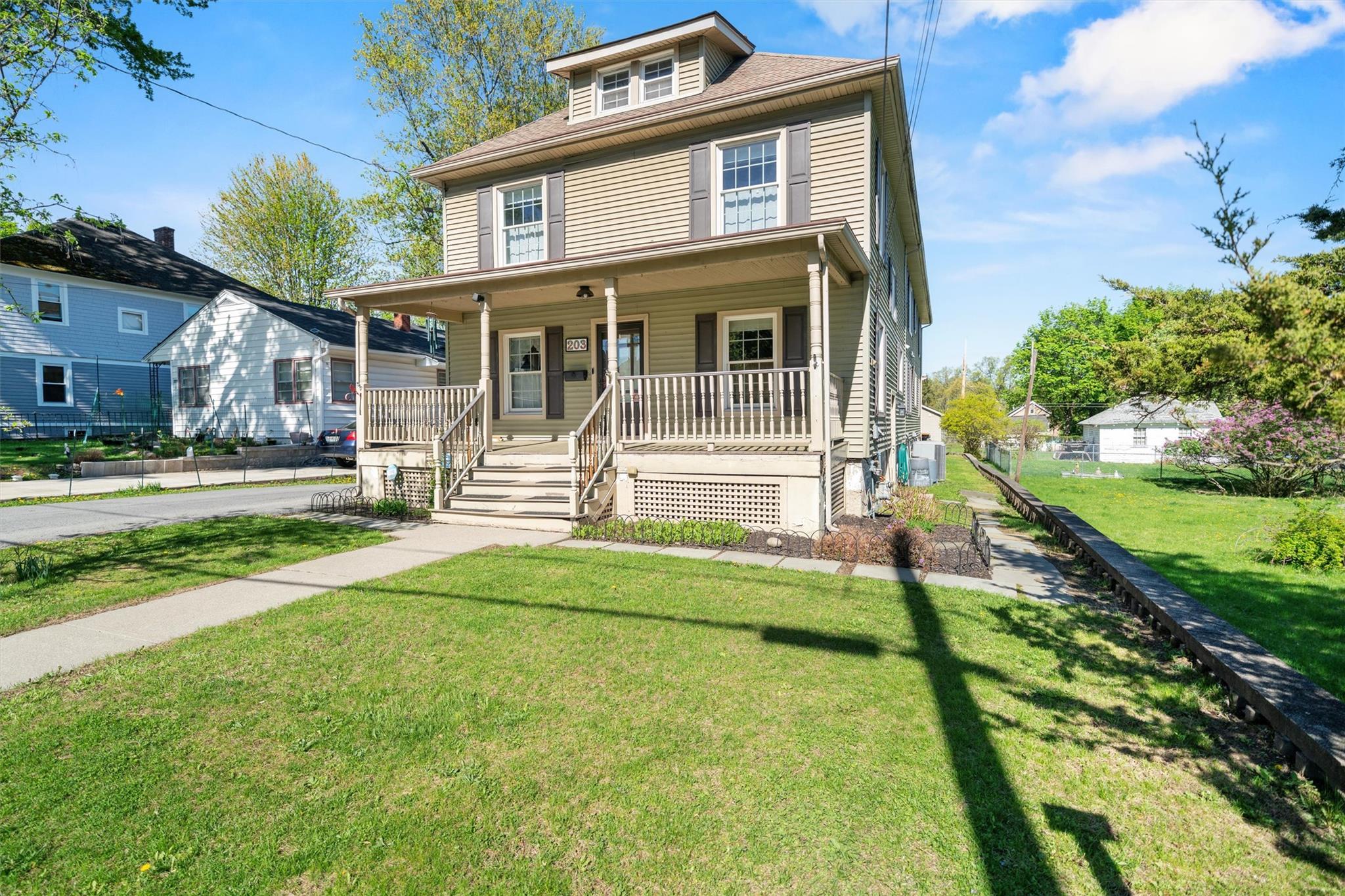 Property photo # 1