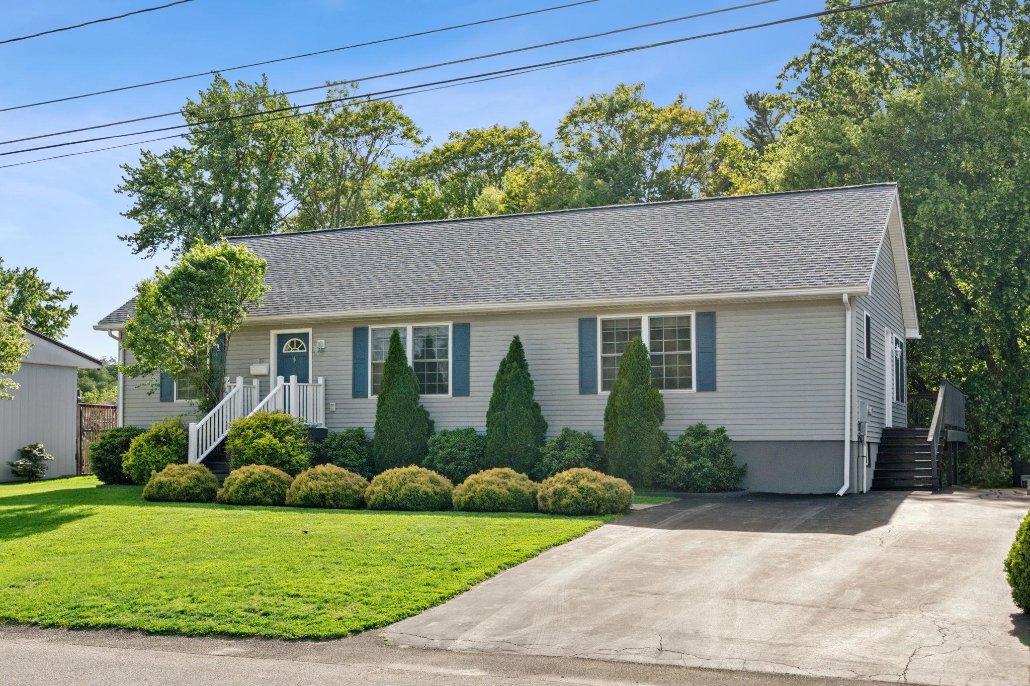 Property photo # 1