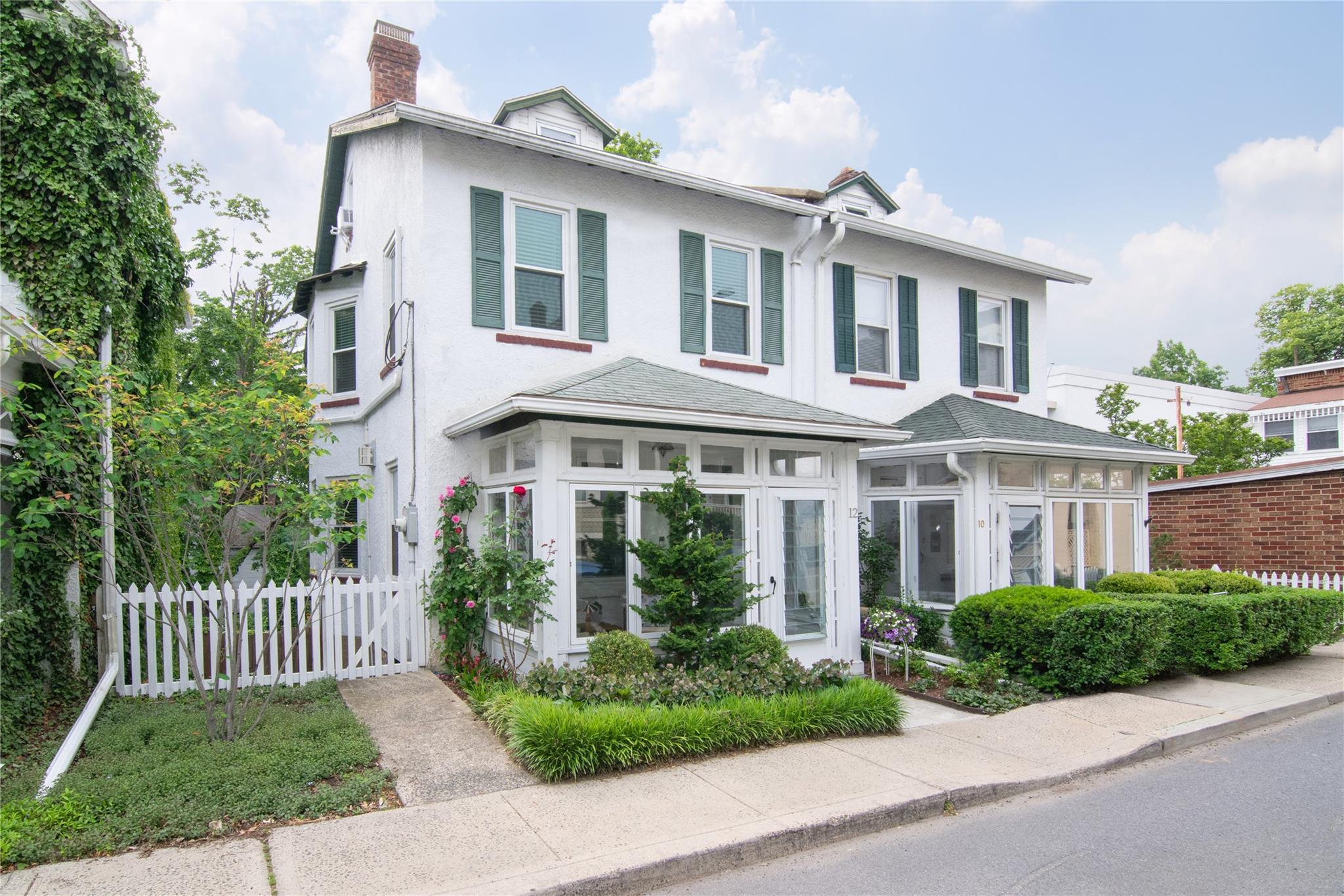 Property photo # 1