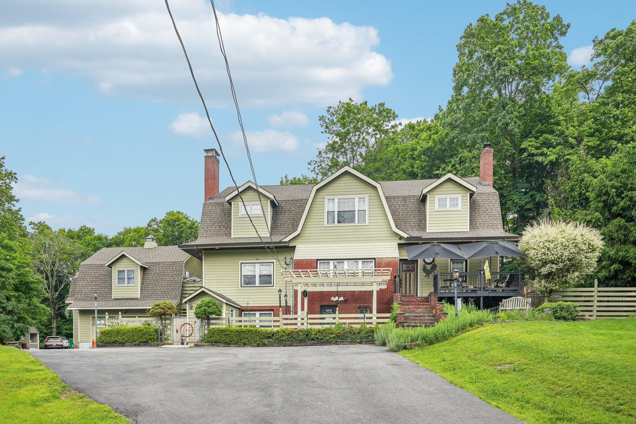 Property photo # 1