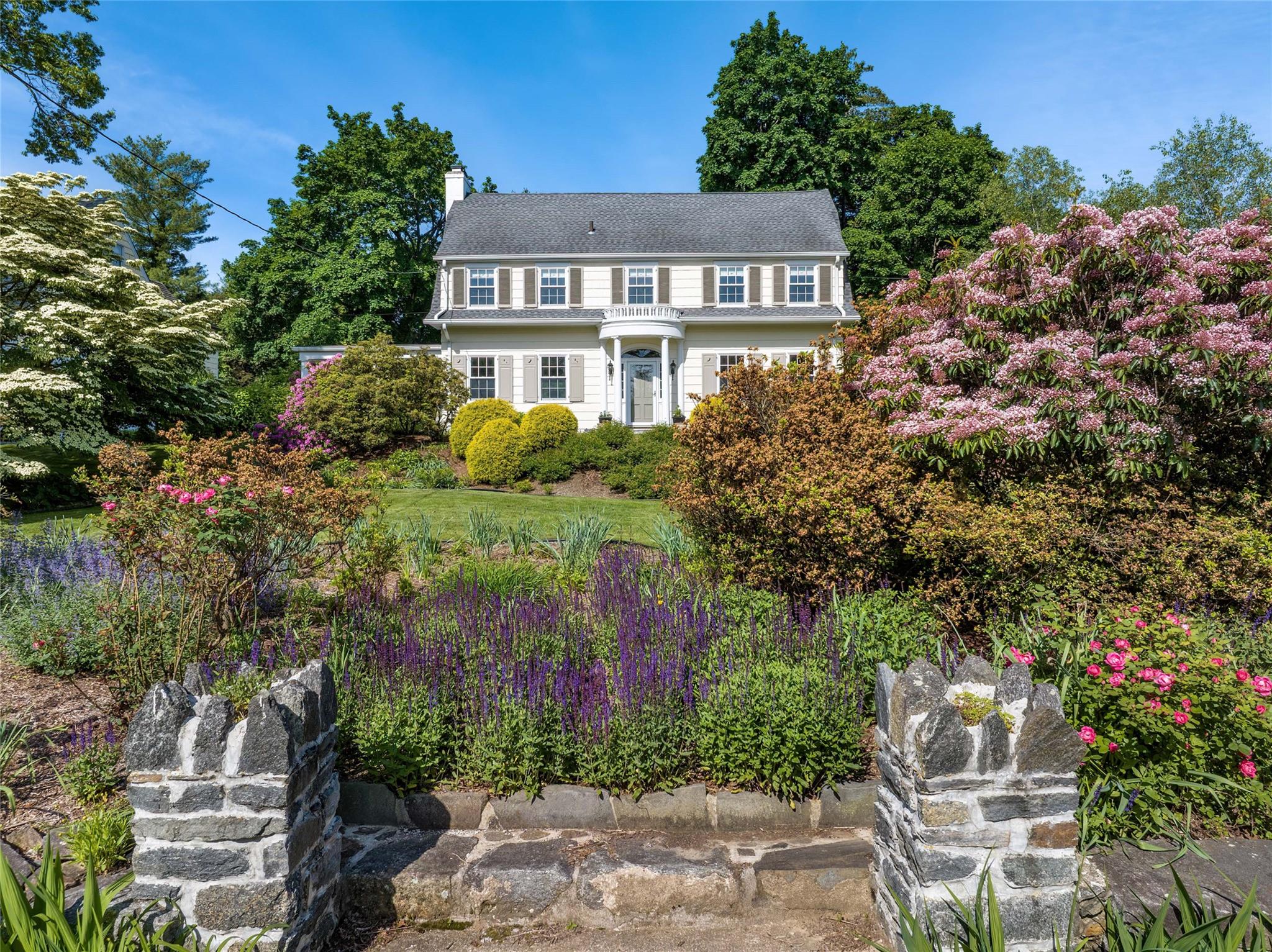 Property photo # 1
