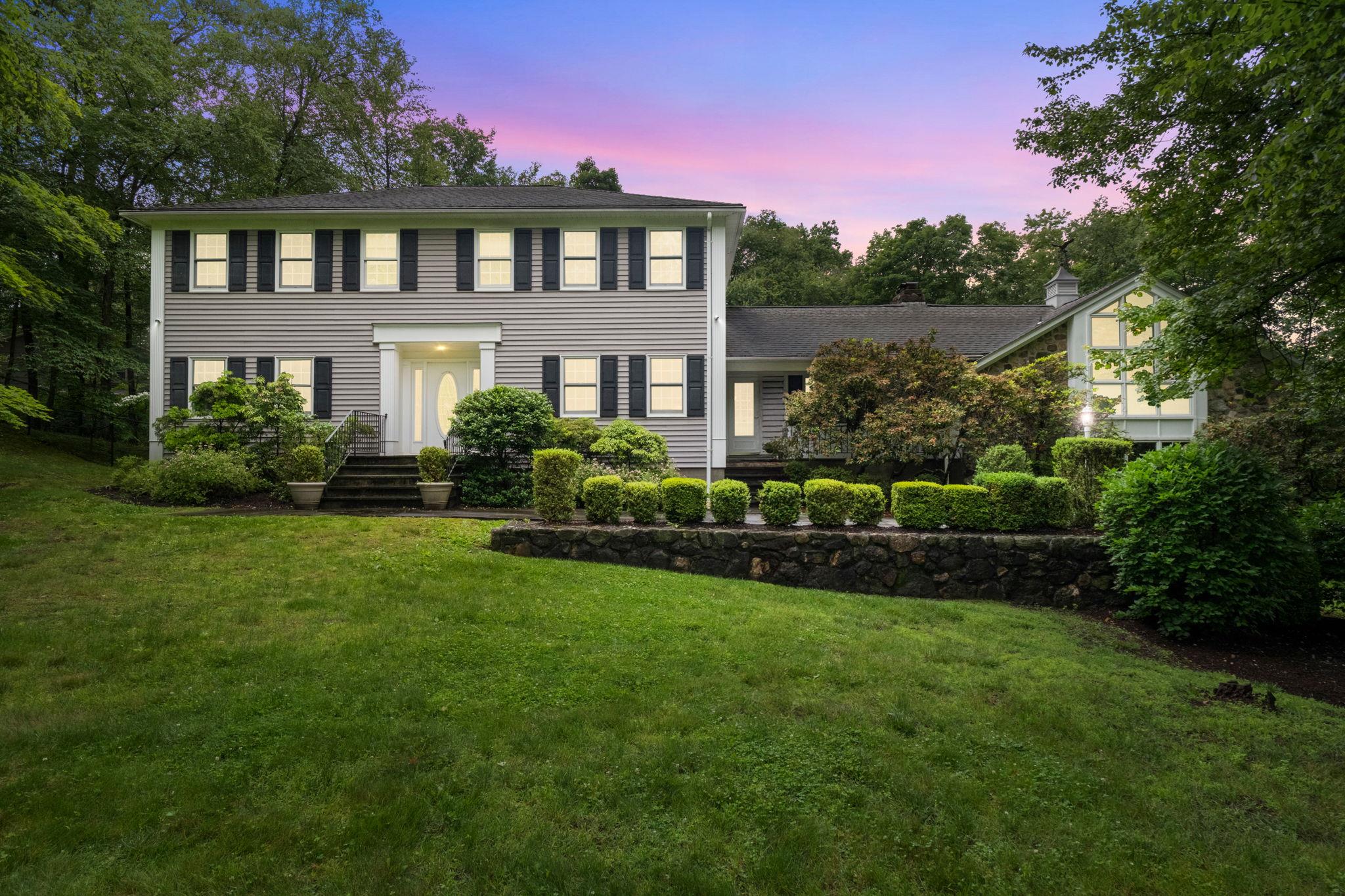 Property photo # 1