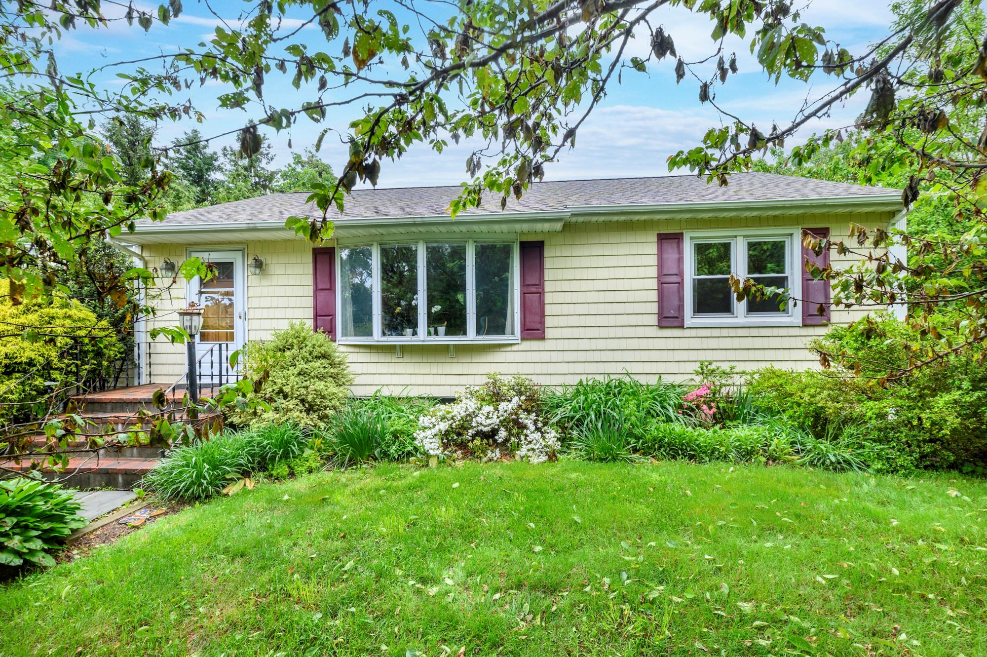 Property photo # 1