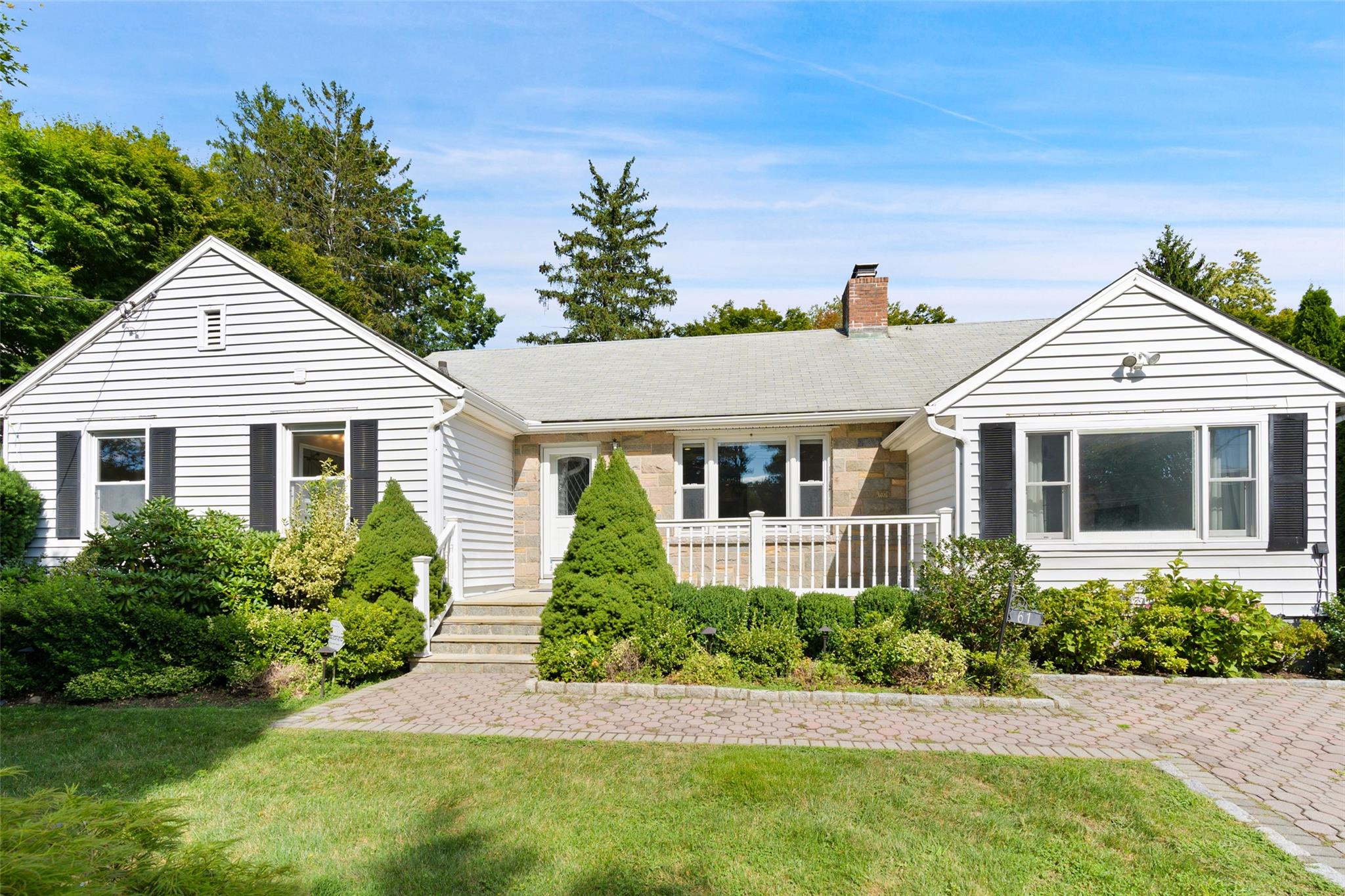 Property photo # 1