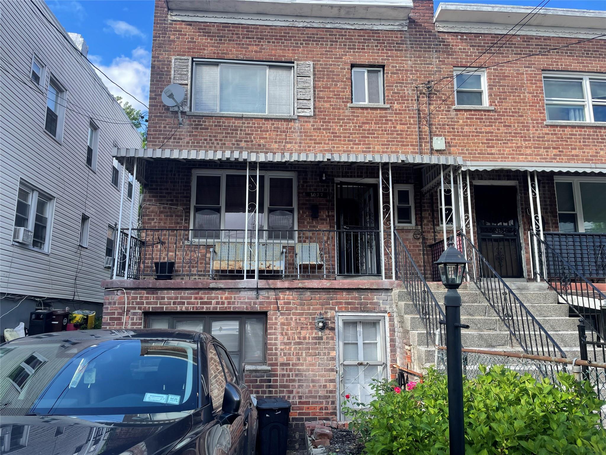 Property photo # 1