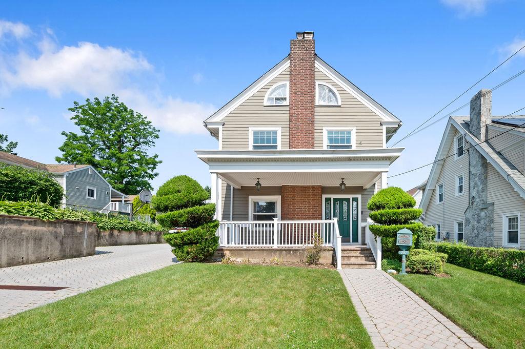 Property photo # 1