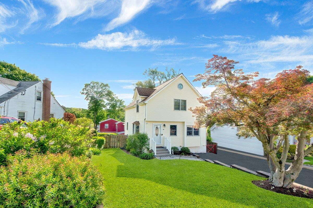Property photo # 1