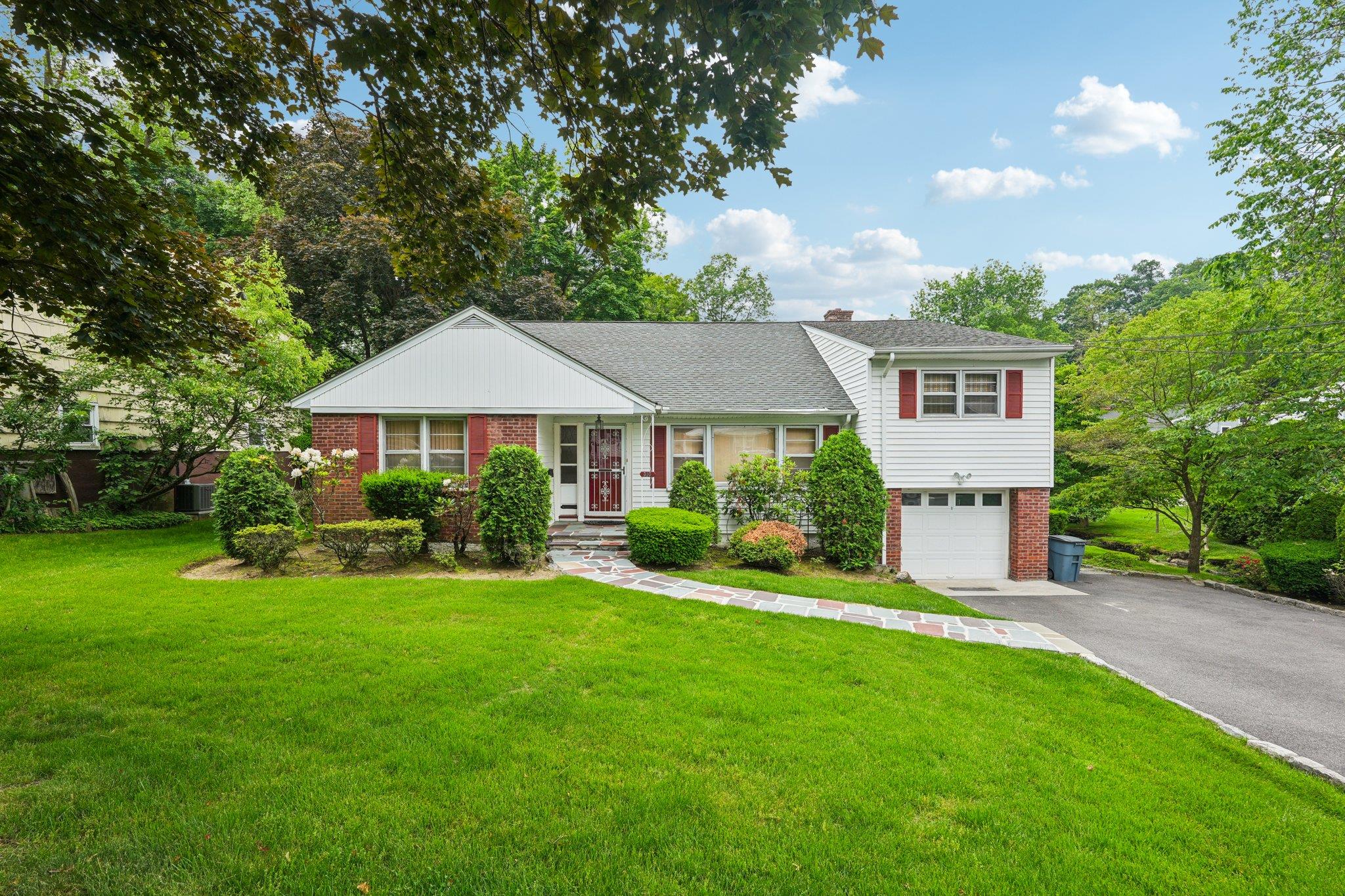 Property photo # 1