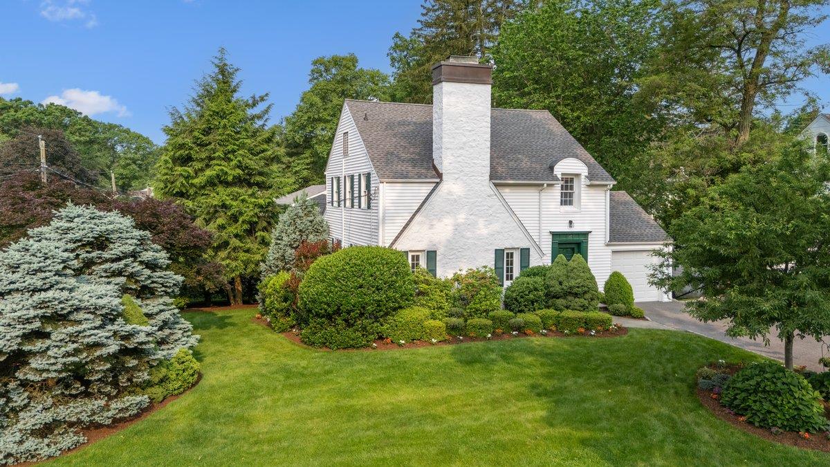Property photo # 1