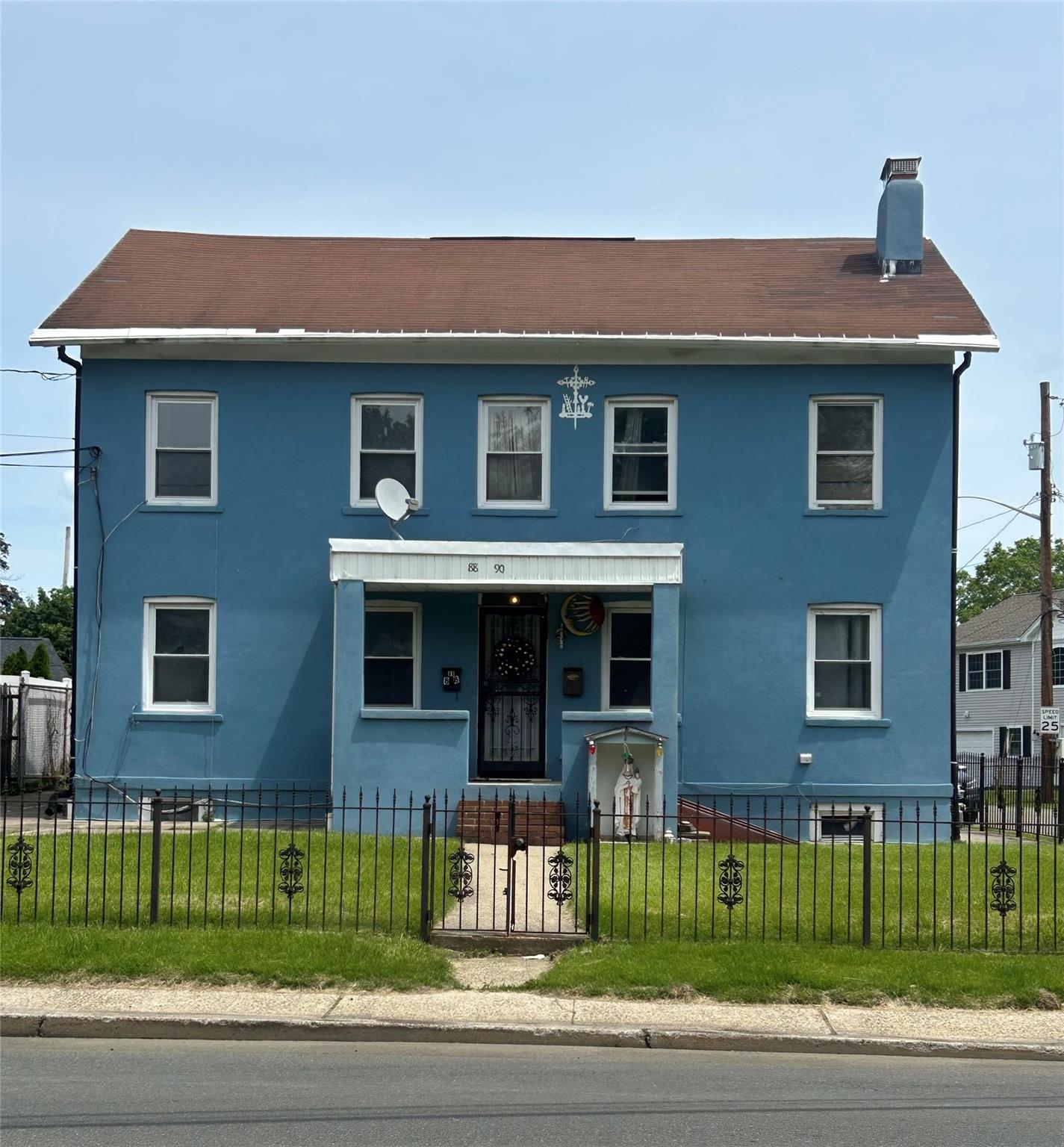 Property photo # 1