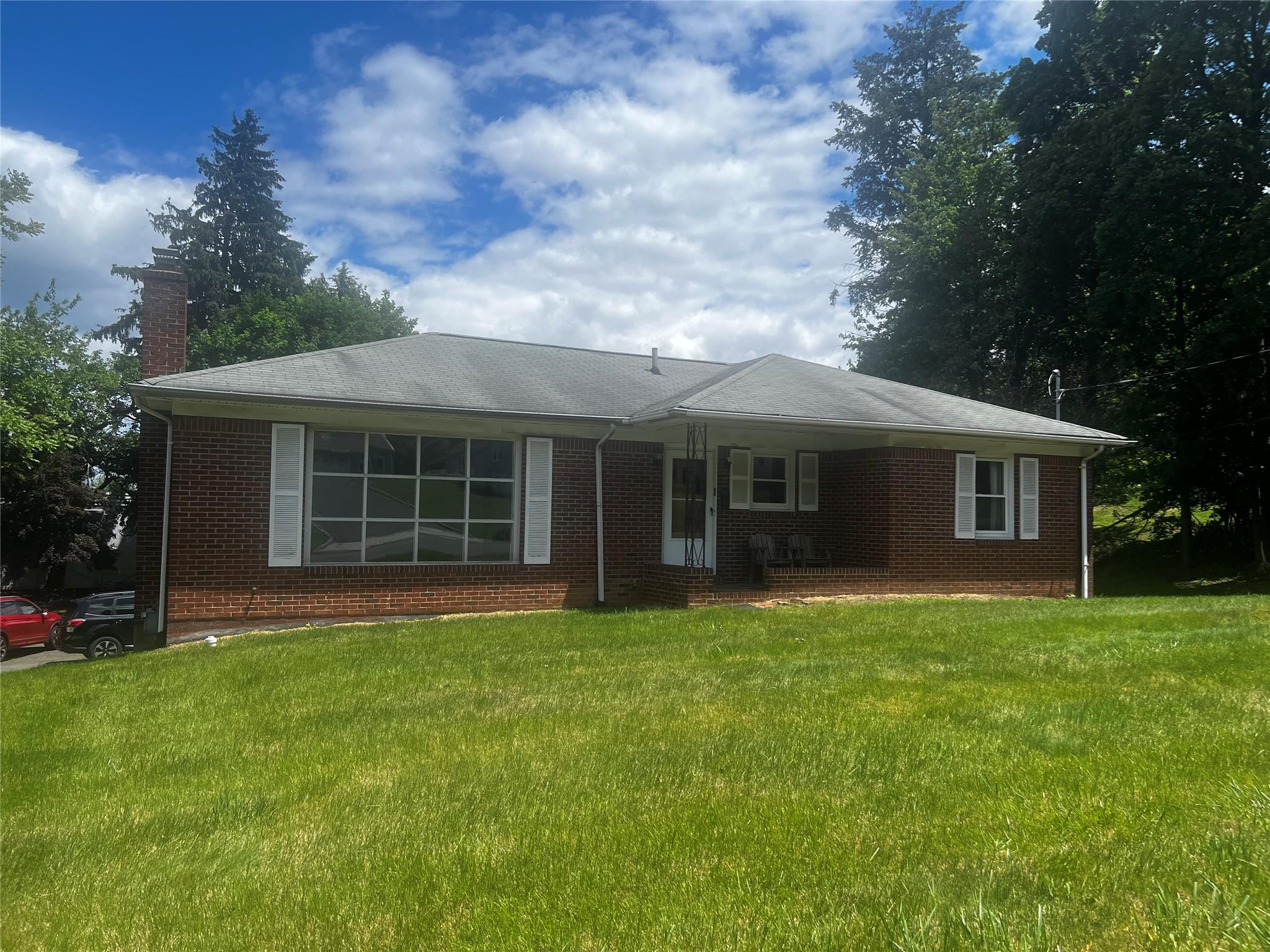 Property photo # 1