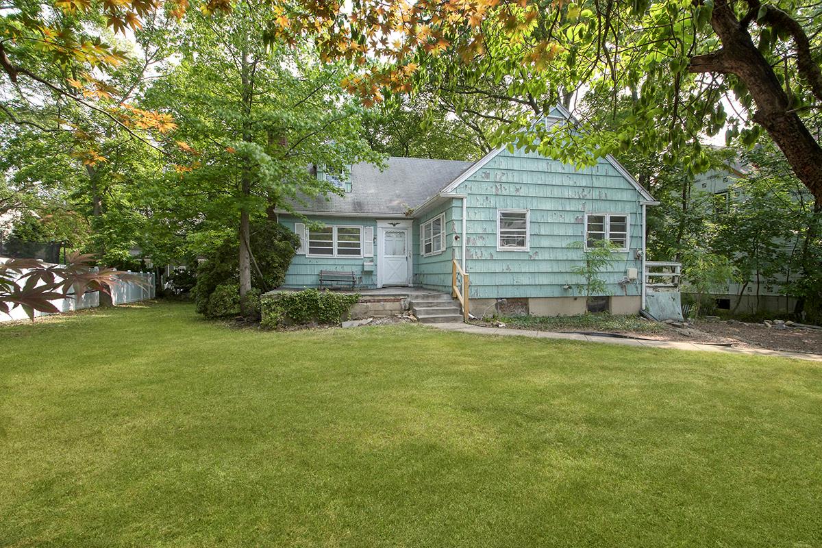 Property photo # 1