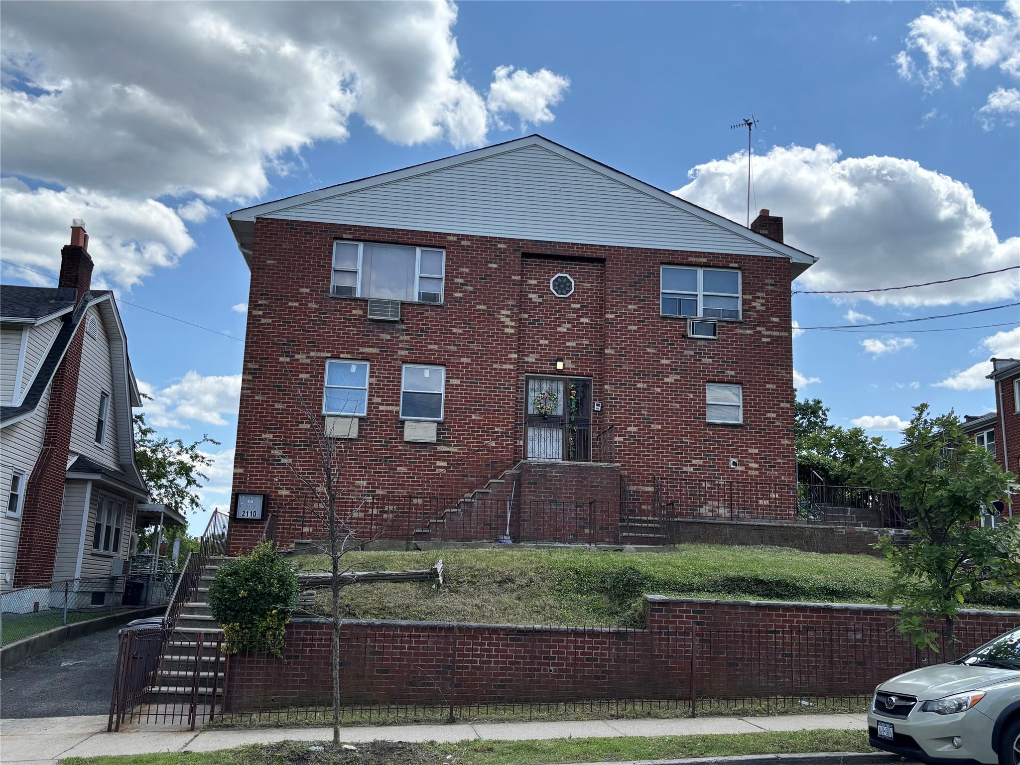 Property photo # 1