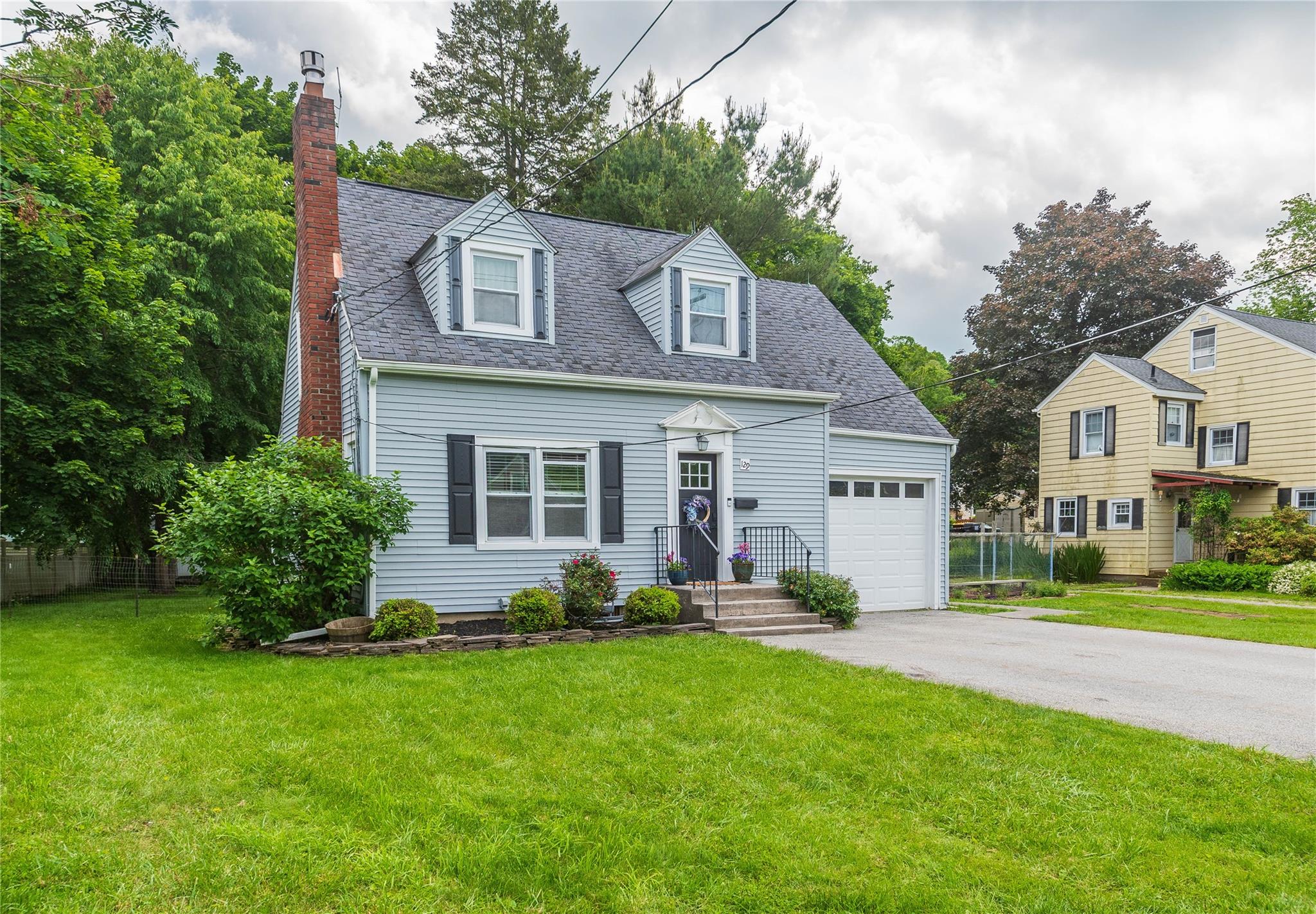 Property photo # 1