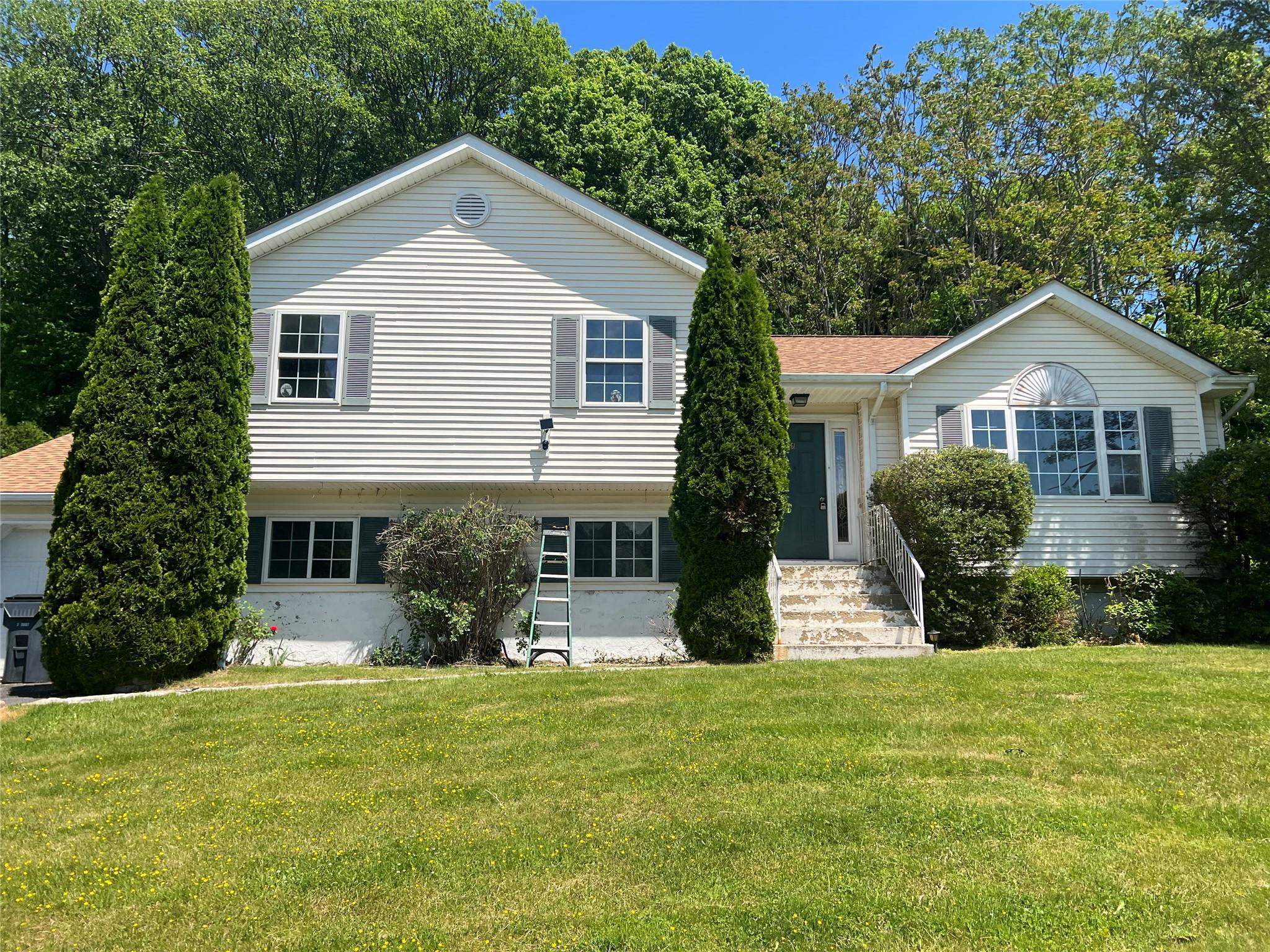 Property photo # 1