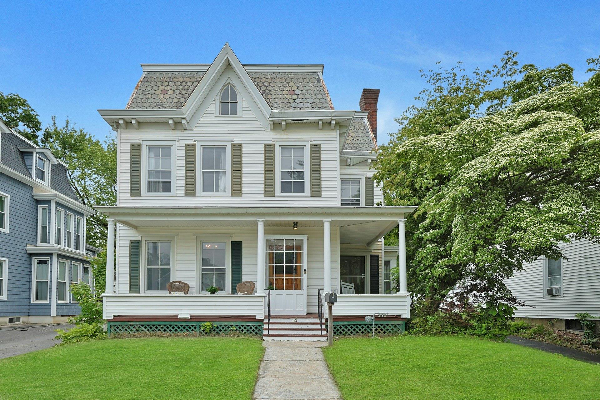 Property photo # 1