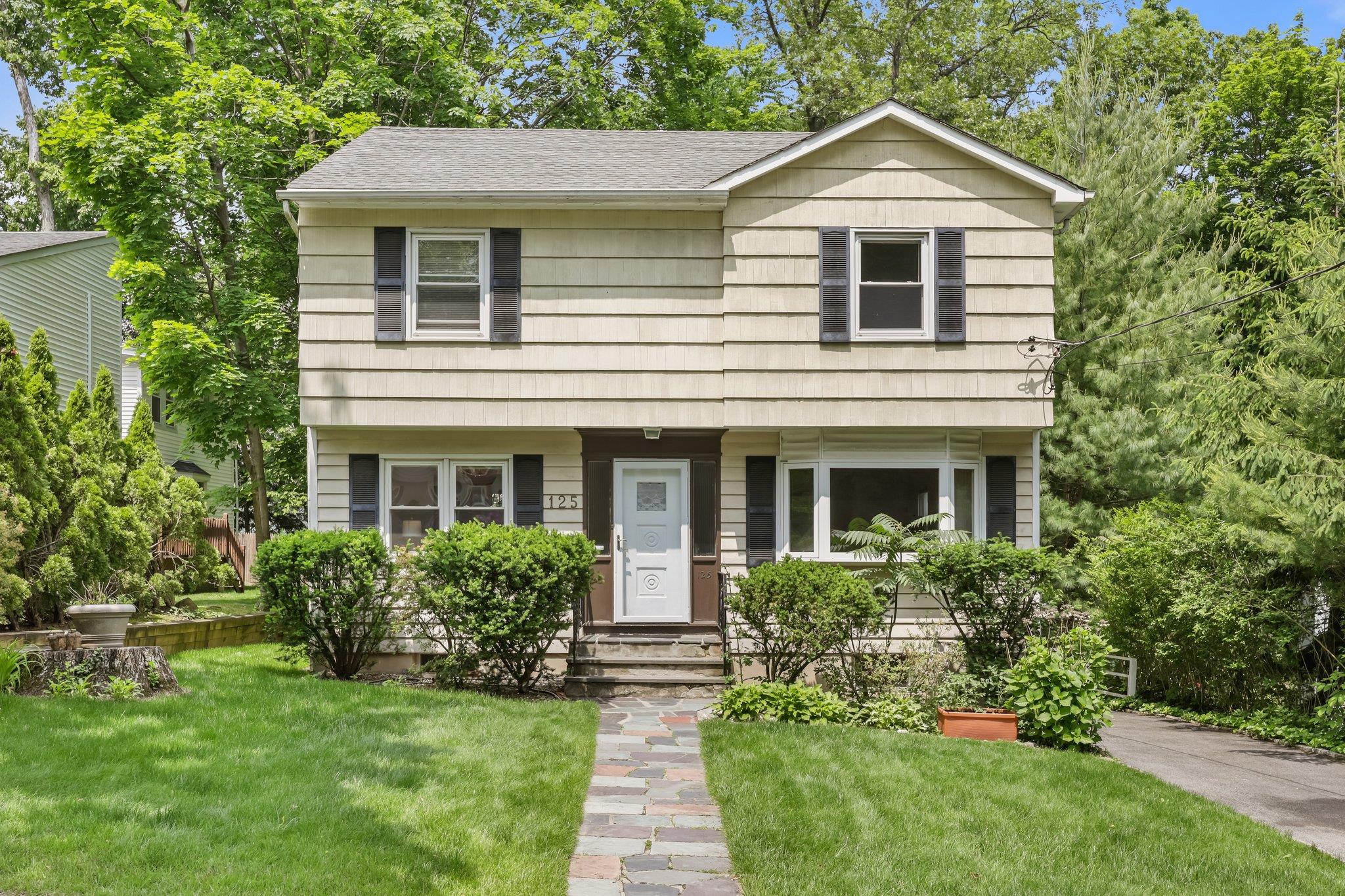 Property photo # 1