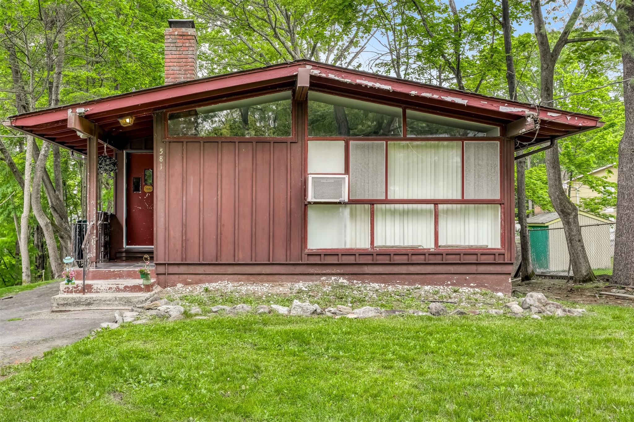 Property photo # 1