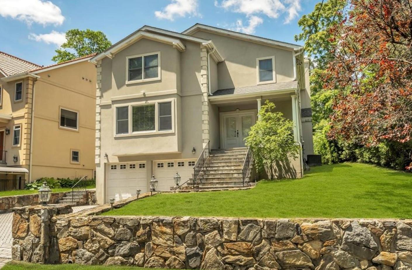 Property photo # 1
