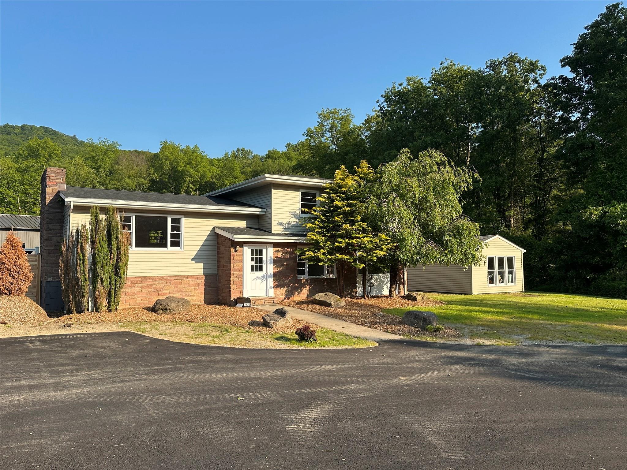 Property photo # 1