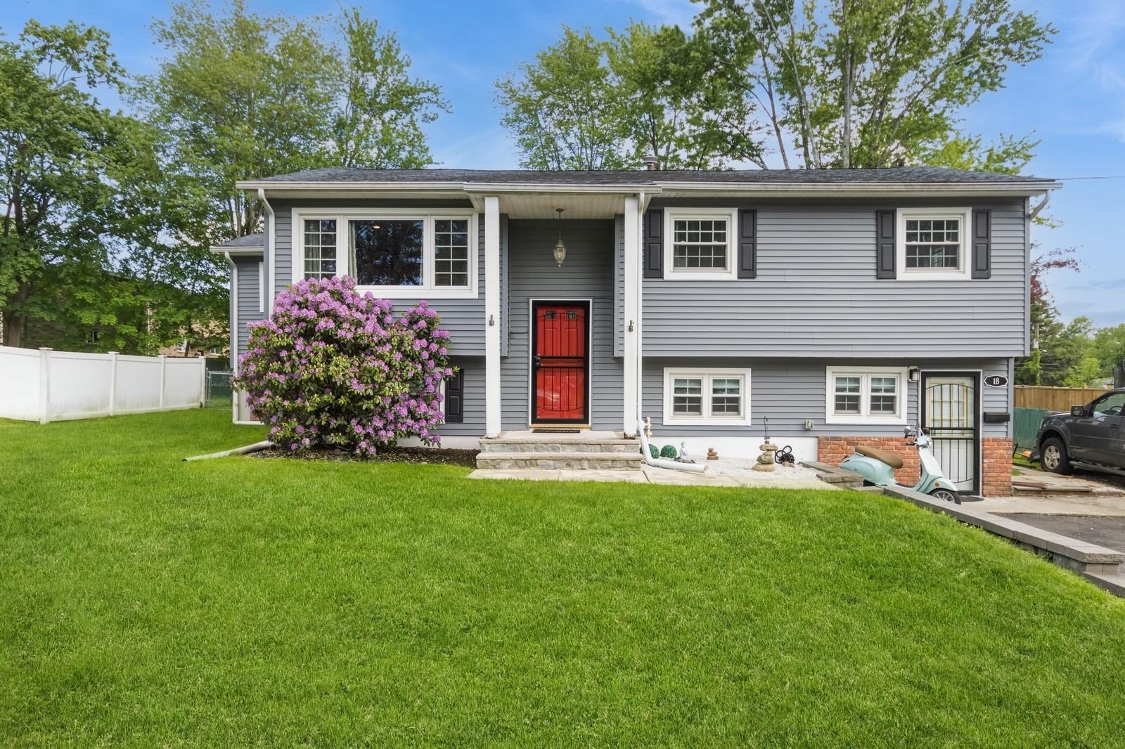 Property photo # 1