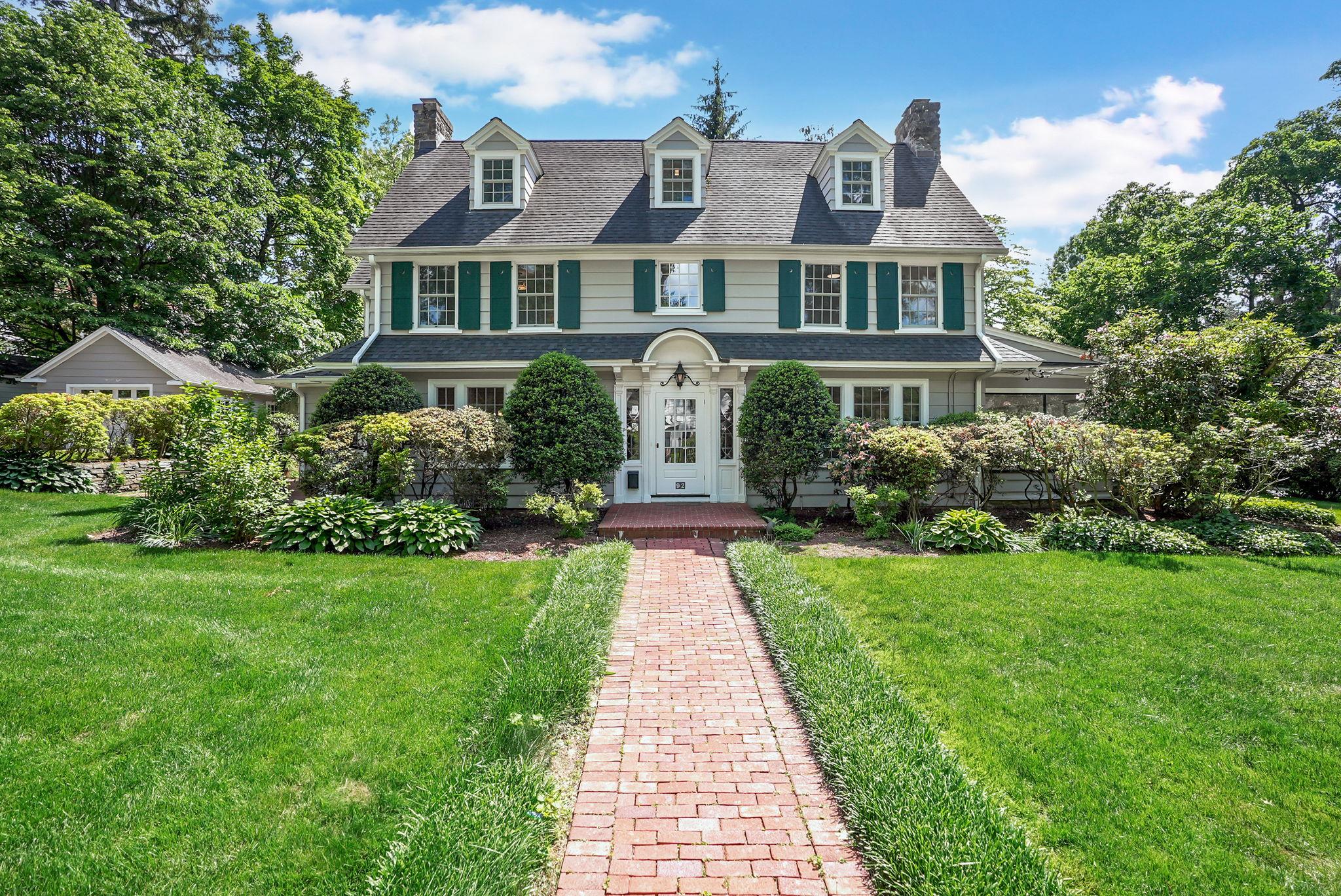 Property photo # 1