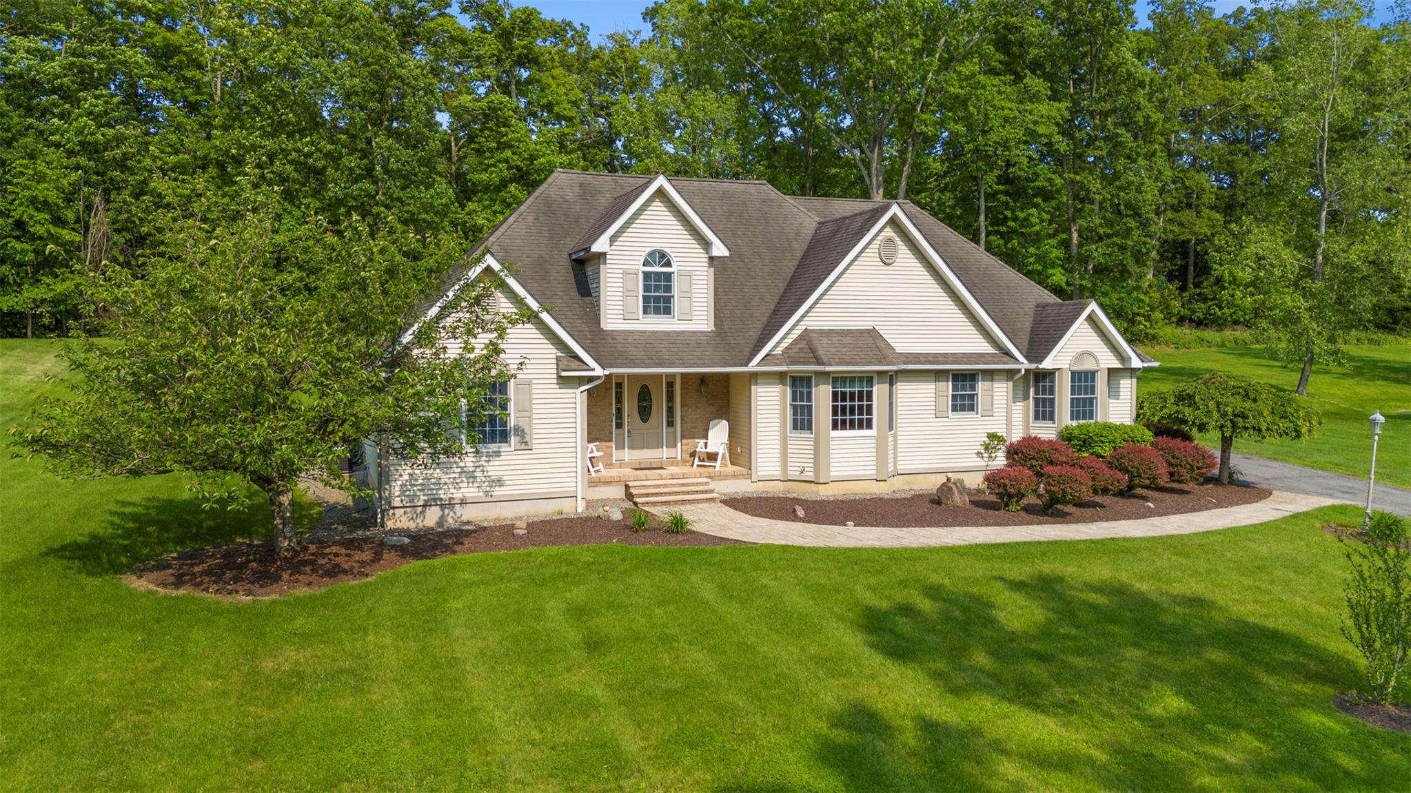Property photo # 1