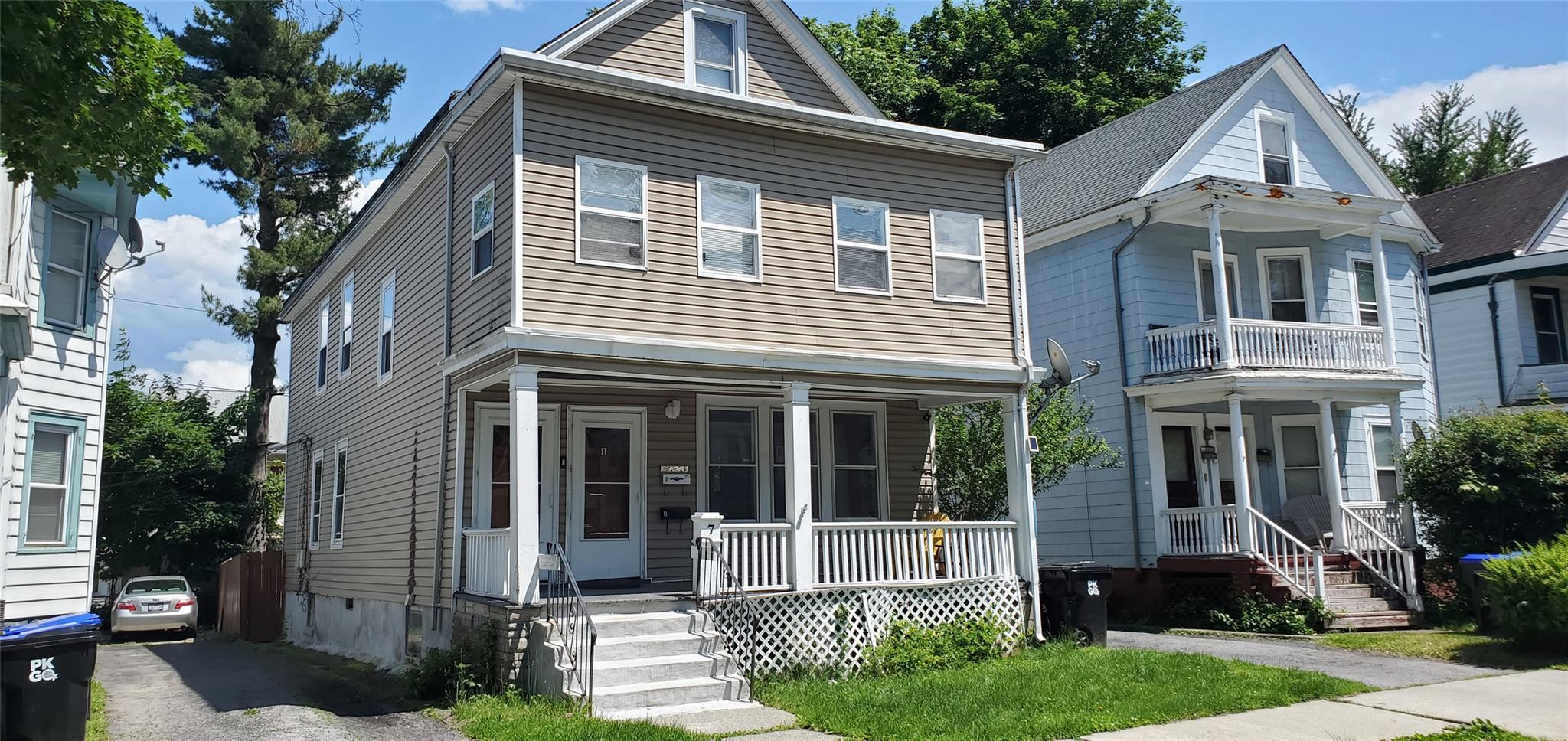 Property photo # 1