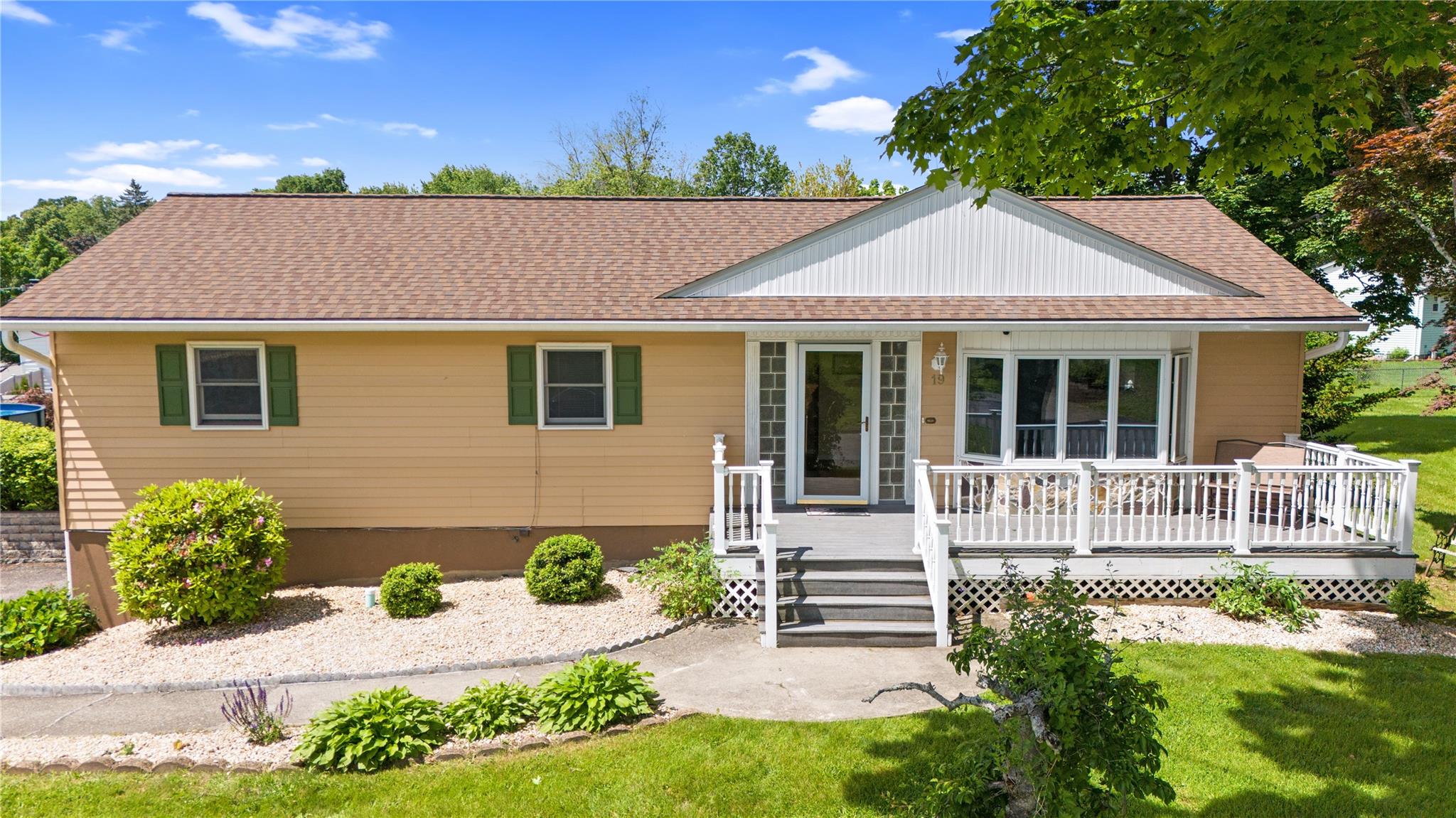 Property photo # 1