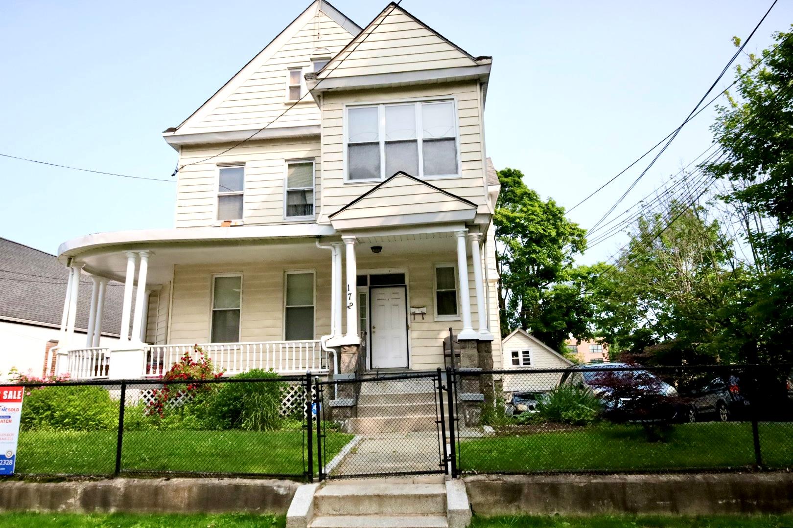Property photo # 1