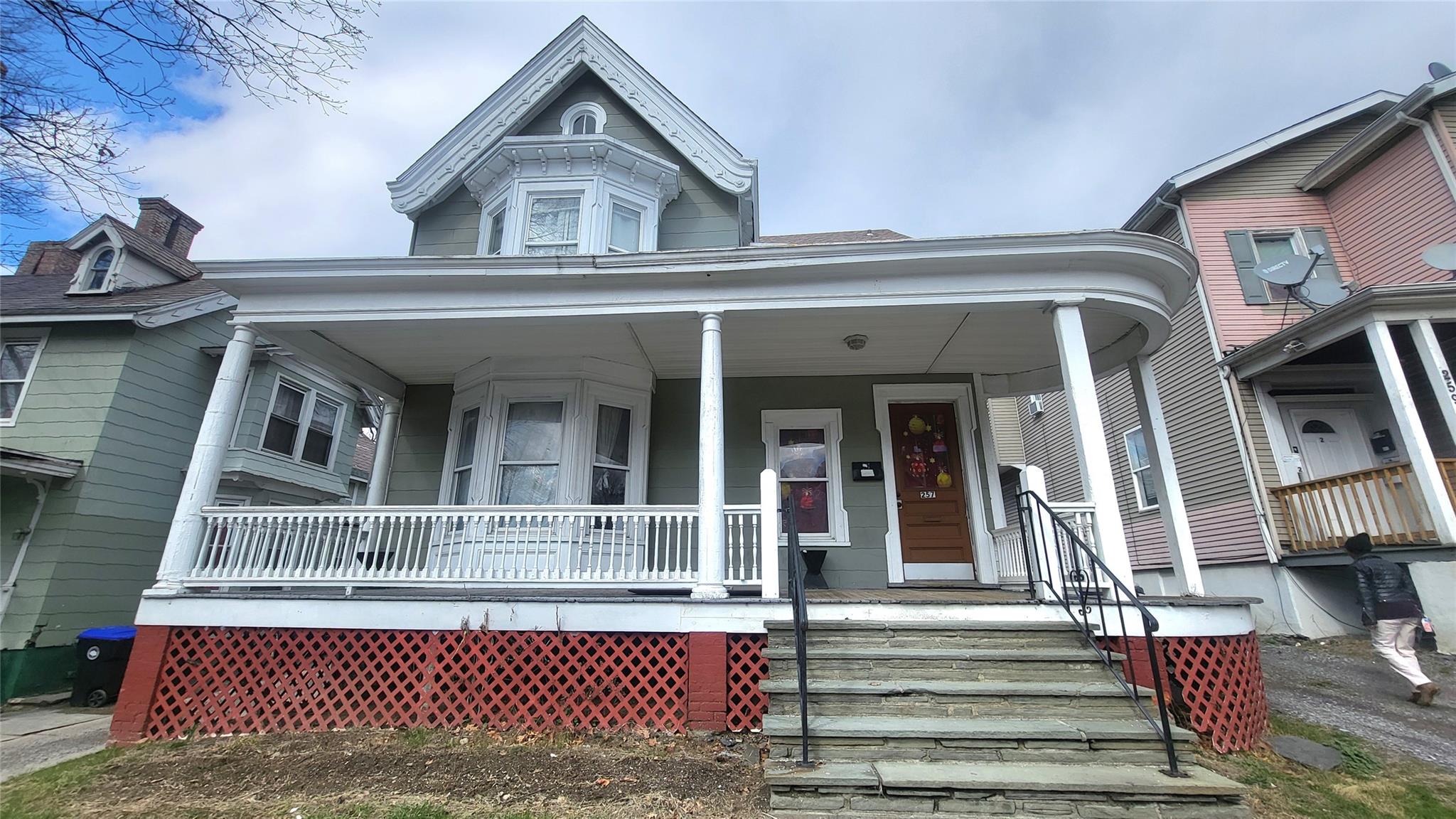 Property photo # 1