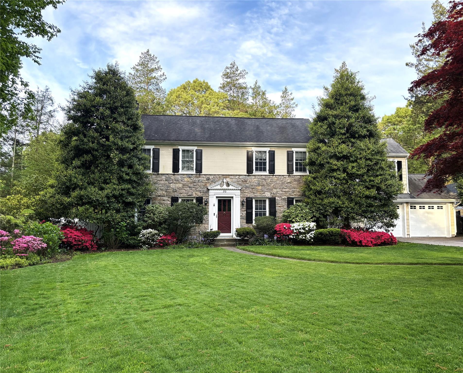 Property photo # 1