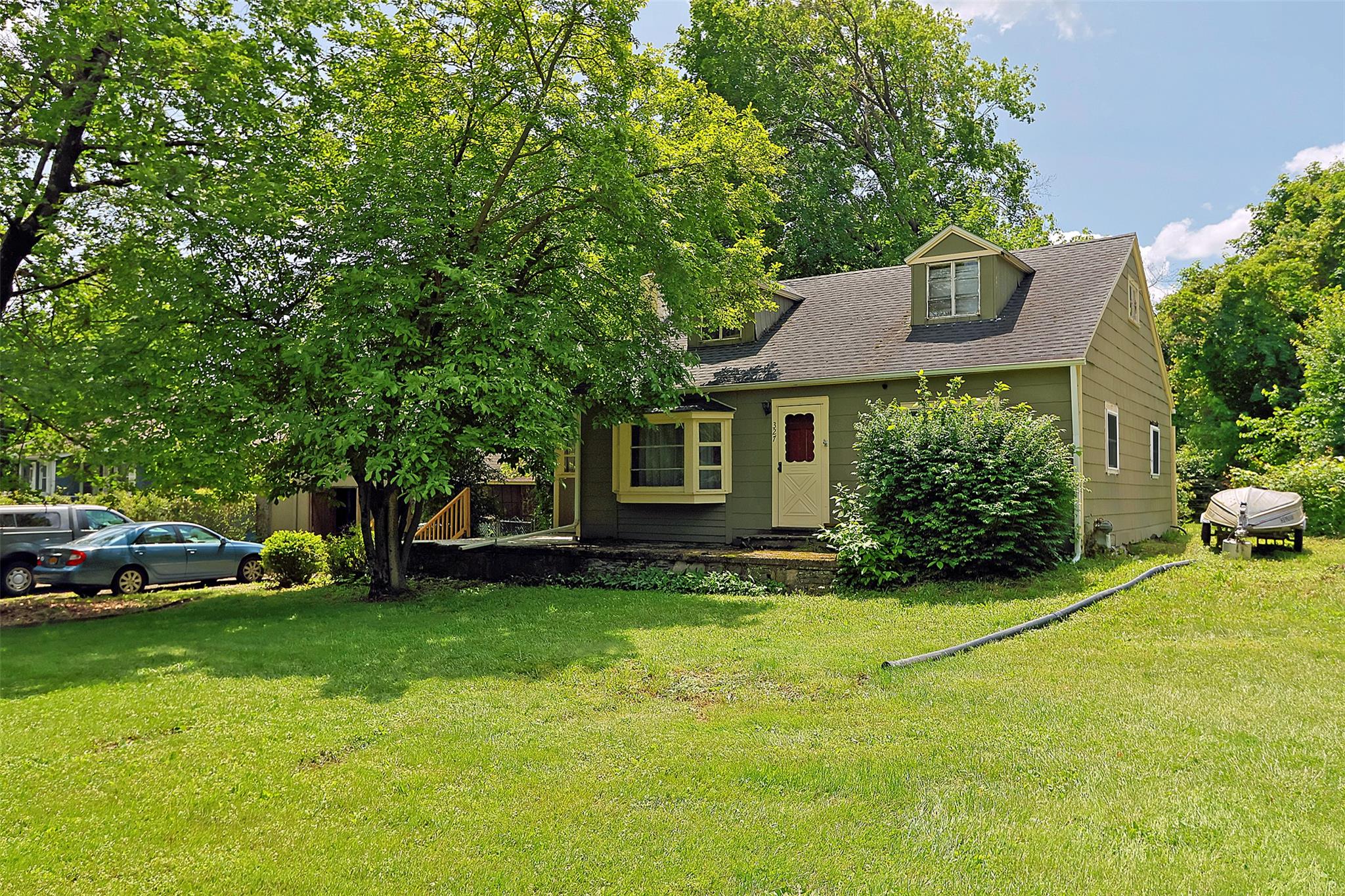 Property photo # 1