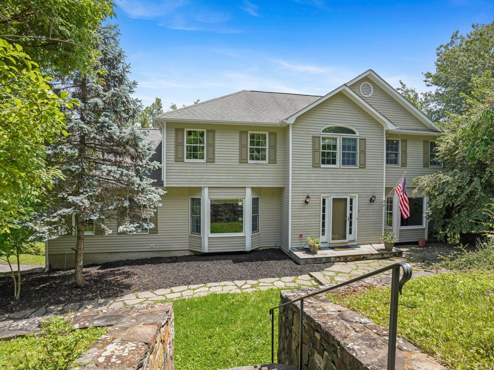 Property photo # 1