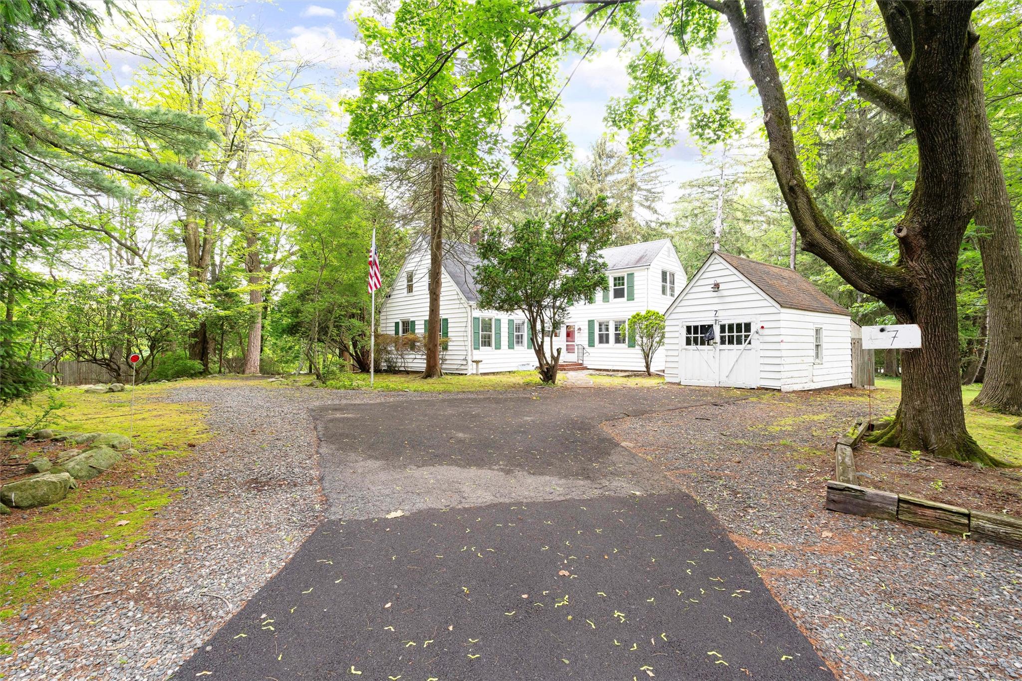 Property photo # 1