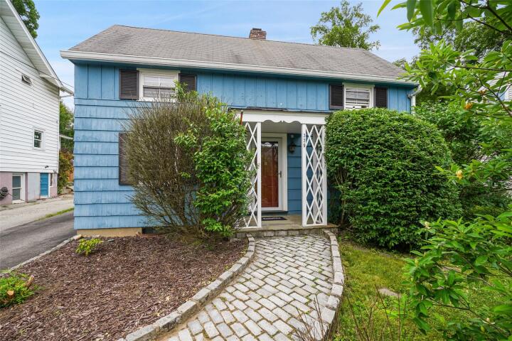 Property photo # 1