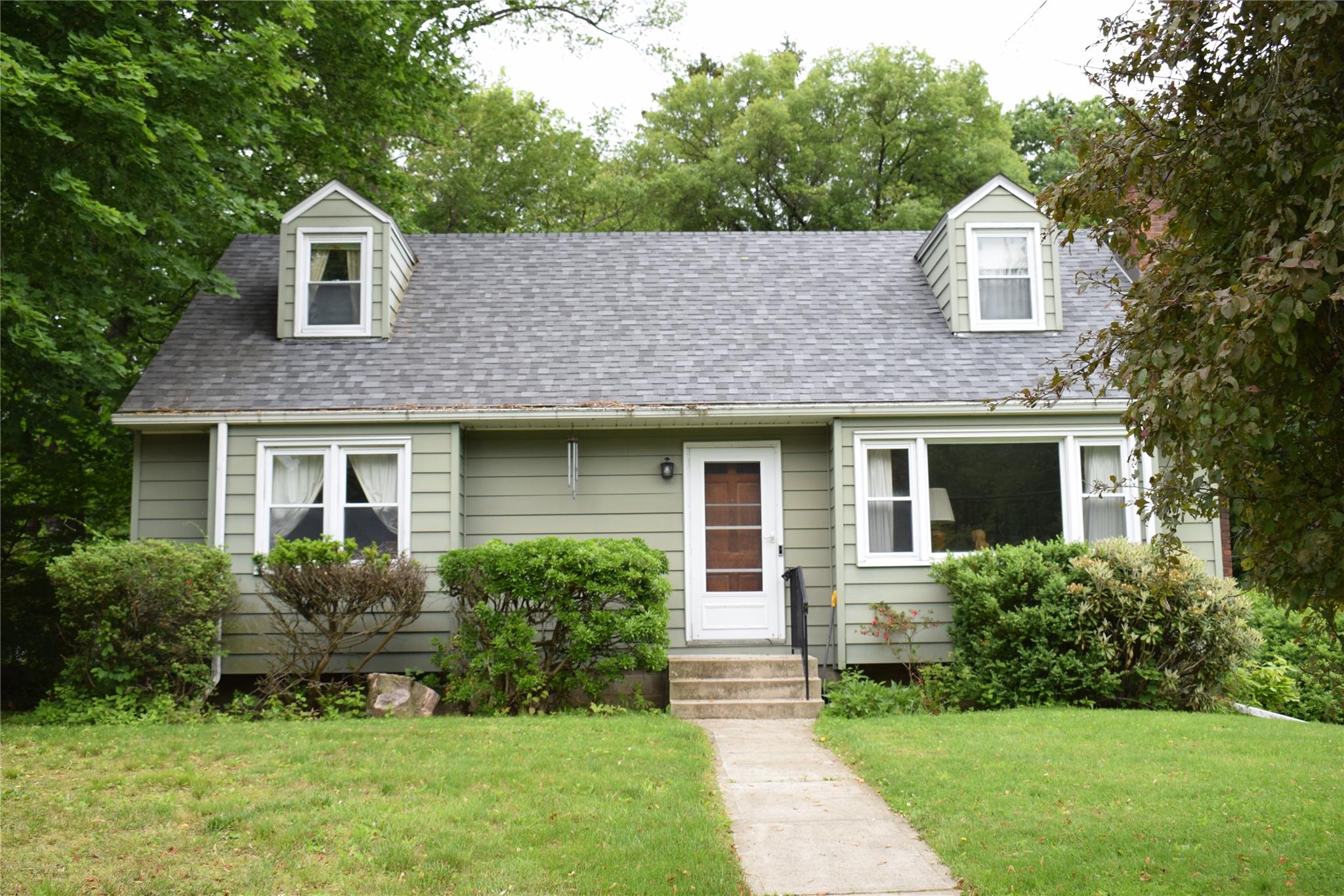 Property photo # 1