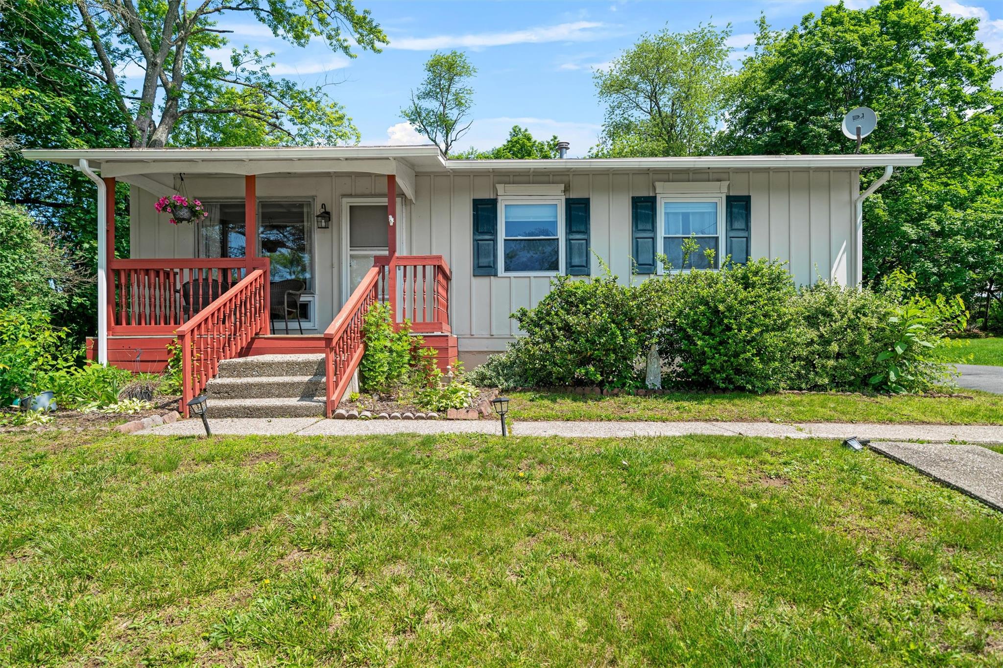 Property photo # 1