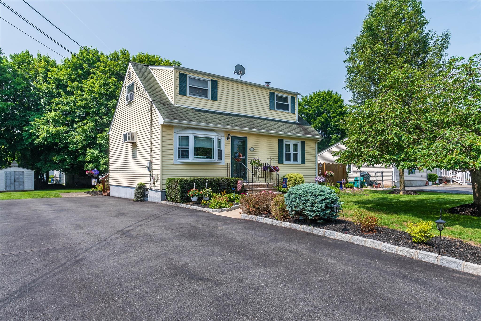 Property photo # 1