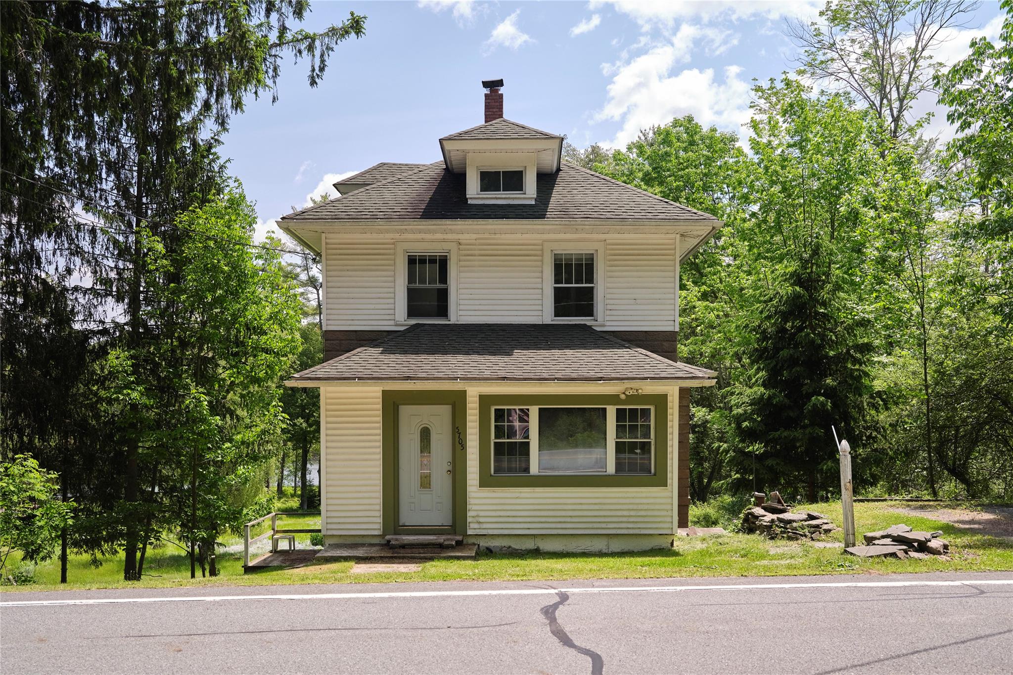 Property photo # 1