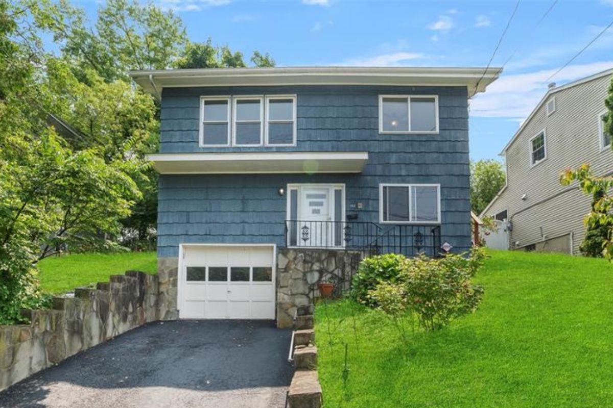 Property photo # 1