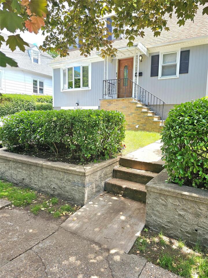 Property photo # 1
