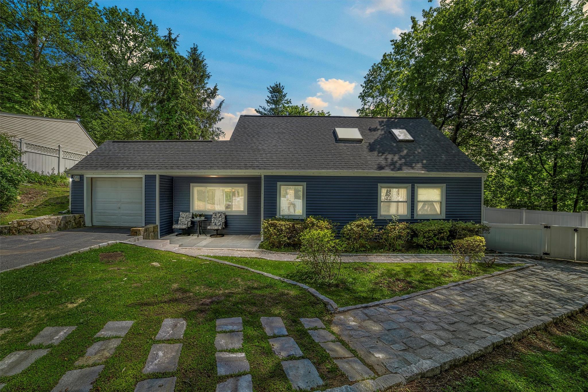 Property photo # 1