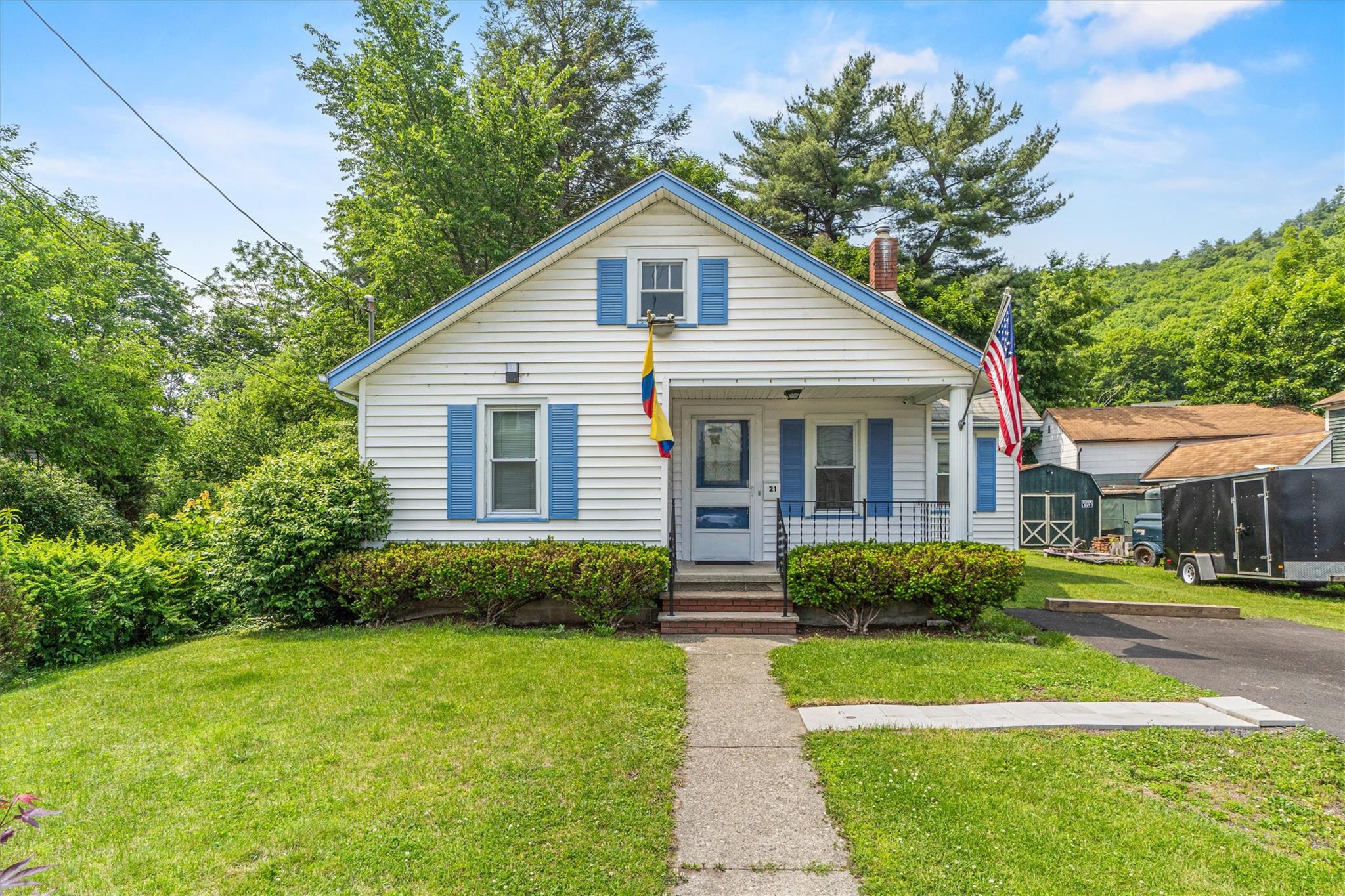 Property photo # 1
